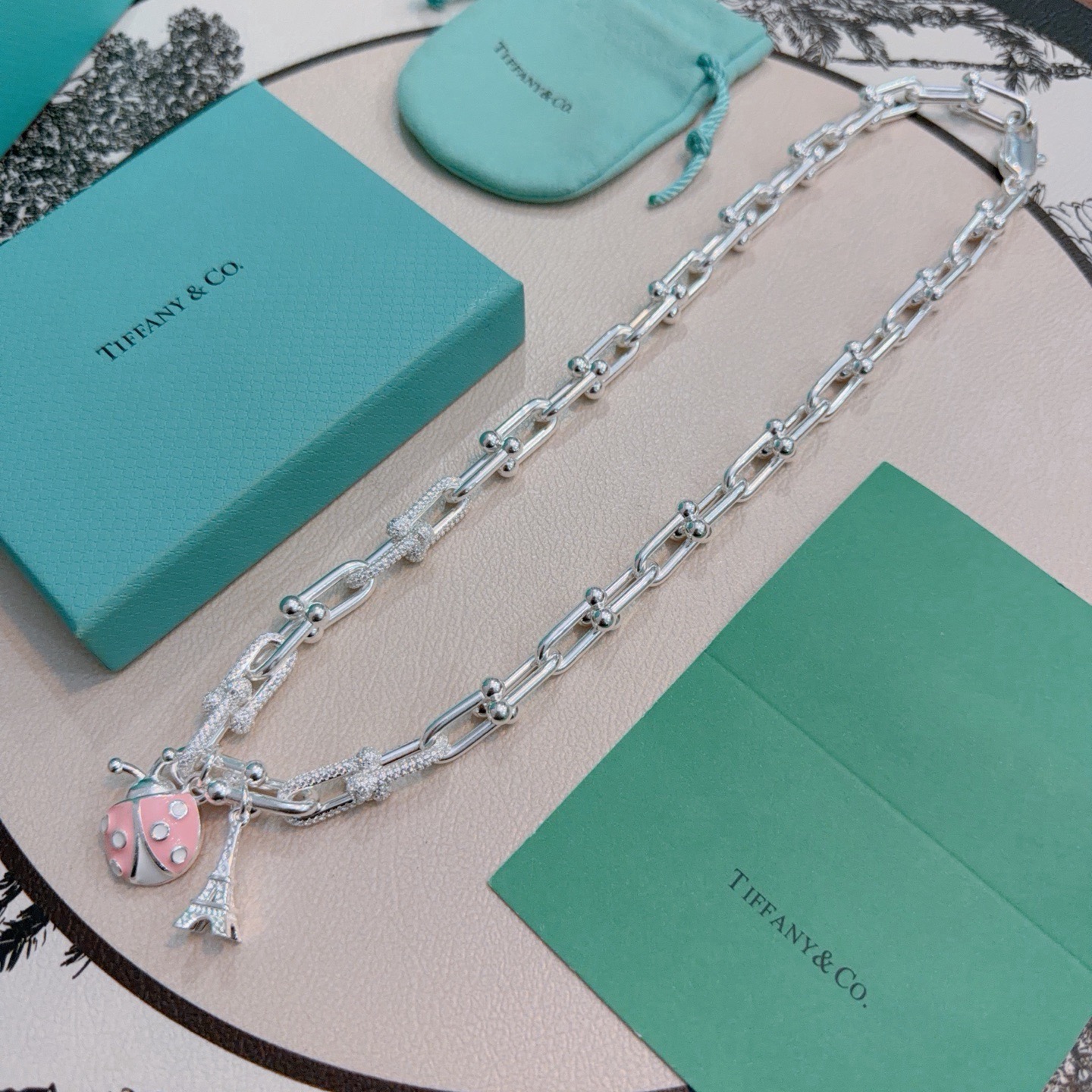 NO:922872,New Tiffany & Co. necklace TIFFNY&CO. Counter Seiko silver version, the same style as the star, retro old style, original replica, purely handmade ~ authentic mold opening, trendy and fashionable must-have, can be worn by both men and women, same style for couples, rock punk silver style, trendy and versatile, same style as the official website, boutique jewelry, tiffany, necklace19860909新款蒂芙尼项链TIFFNY&CO. 专柜精工银版本明星同款 复古做旧风 原版复刻 纯手工打造 ～正品开模潮流时尚必备 男女均可佩戴 情侣款同款 摇滚朋克银风格 潮流百搭 官网同款,饰品精品,tiffany,necklace,Jewelry