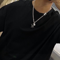 LV路易威登项链🇷🇼原单货🇷🇼专柜新款开模复古潮流时尚必备 男女均可佩戴 情侣款同款 摇滚朋克泰银风格 复古元素 潮流百 LV路易威登项链🇷🇼原单货🇷🇼专柜新款开模复古潮流时尚必备 男女均可佩戴 情侣款同款 摇滚朋克泰银风格 复古元素 潮流百