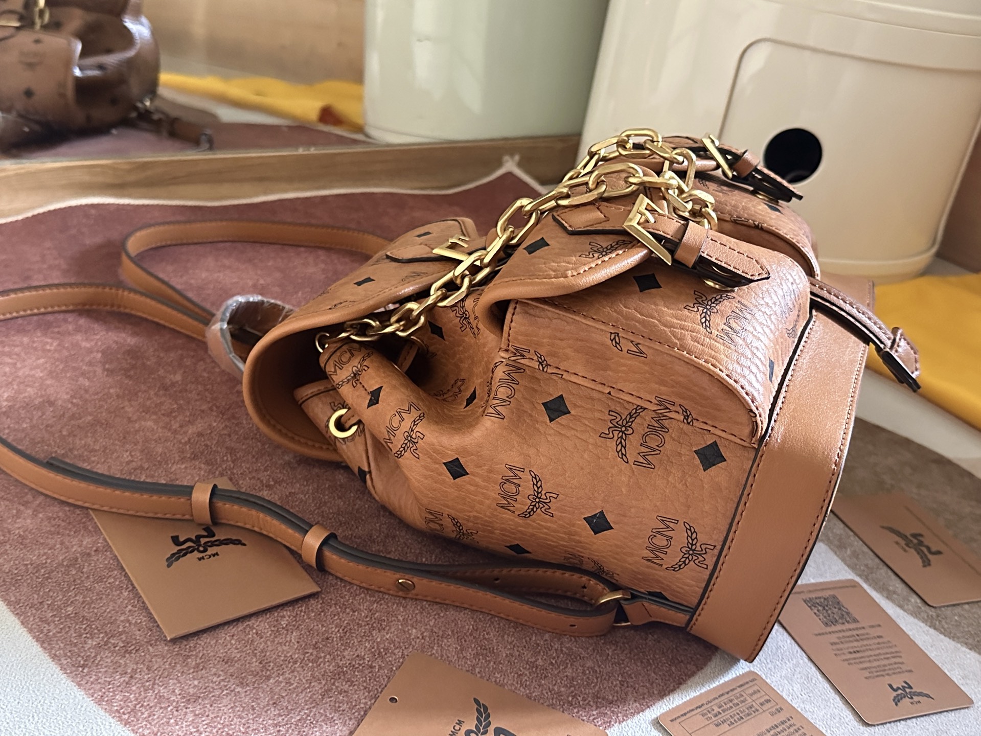 MCM Visetos クラシックデザインの多機能ダブルバックパック