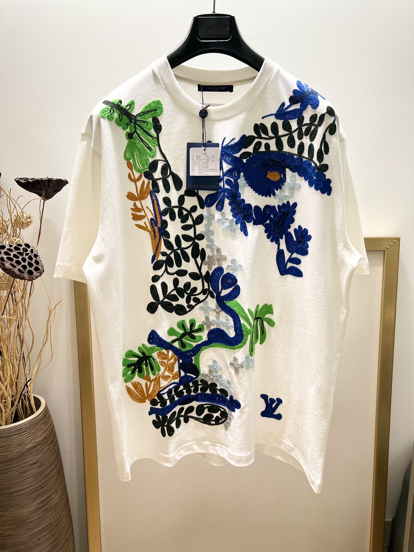Louis Vuitton Clothing T-Shirt White Embroidery Unisex Cotton Fall/Winter Collection Fashion