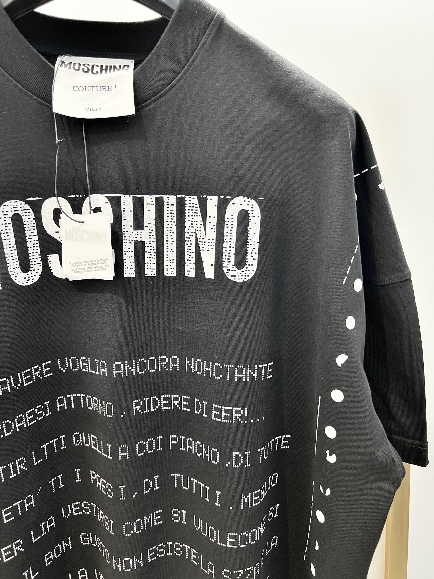 Sizes/m/l/xl黑白两色OS宽松版男女同款Moschino/莫斯奇诺秋冬秀场版印花半袖T恤/重磅