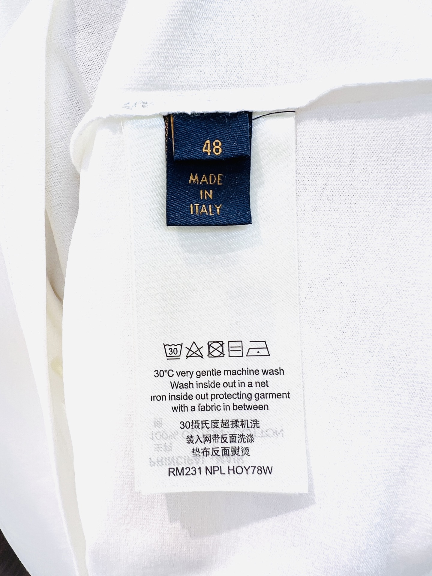 Louis Vuitton White Crew Neck T-Shirt with Embroidered Logo for Women 8 i1746465979200 7545 0 6