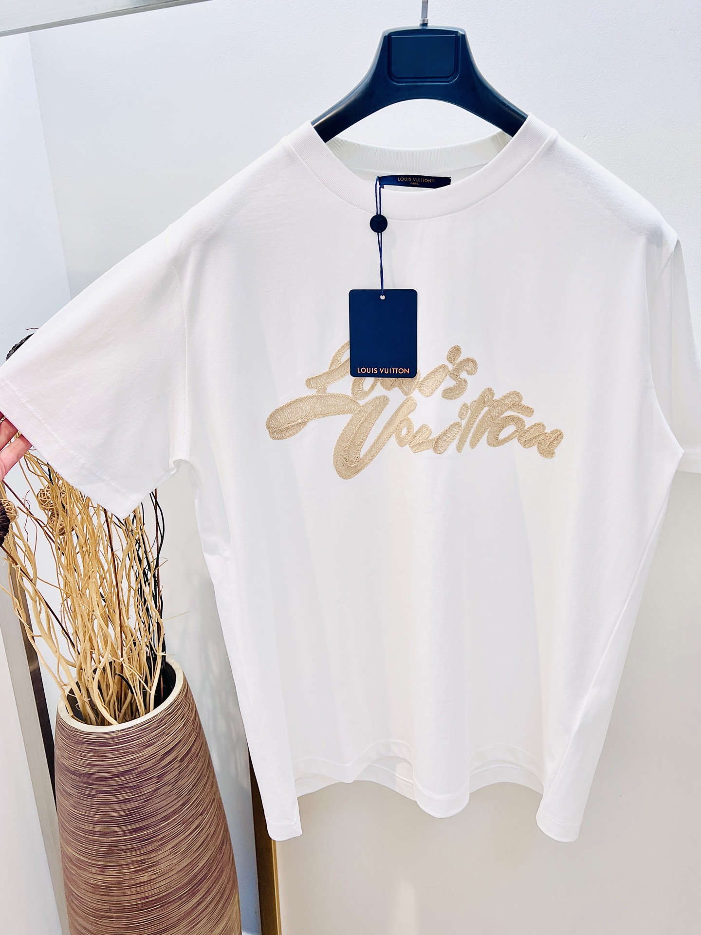 Louis Vuitton White Crew Neck T-Shirt with Embroidered Logo for Women 3 i1746465979379 8926 0 1