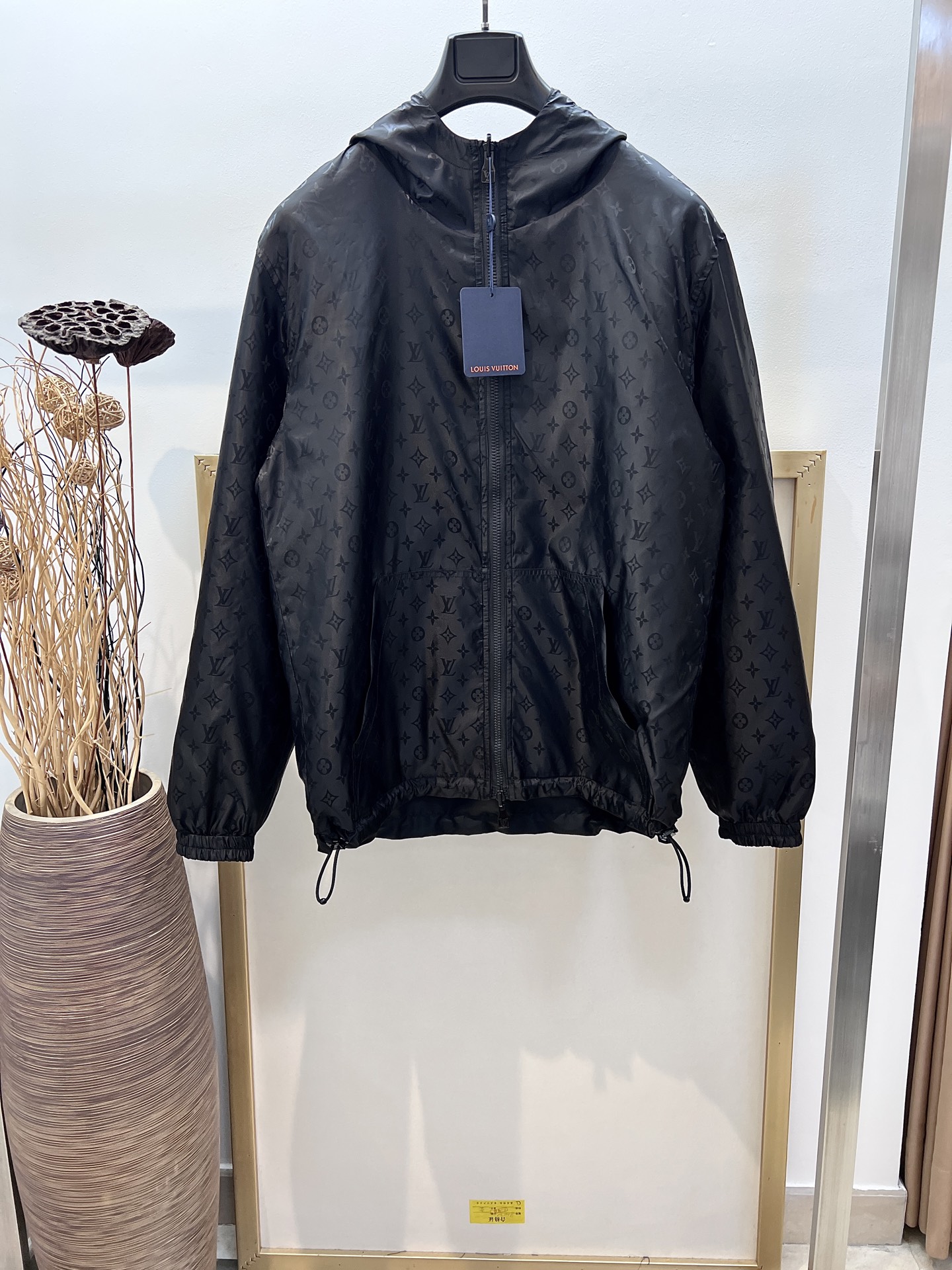 Louis Vuitton Monogram Jacquard Windbreaker Black, Water-Repellent and Windproof 4 i1747245711987 4284 0 2