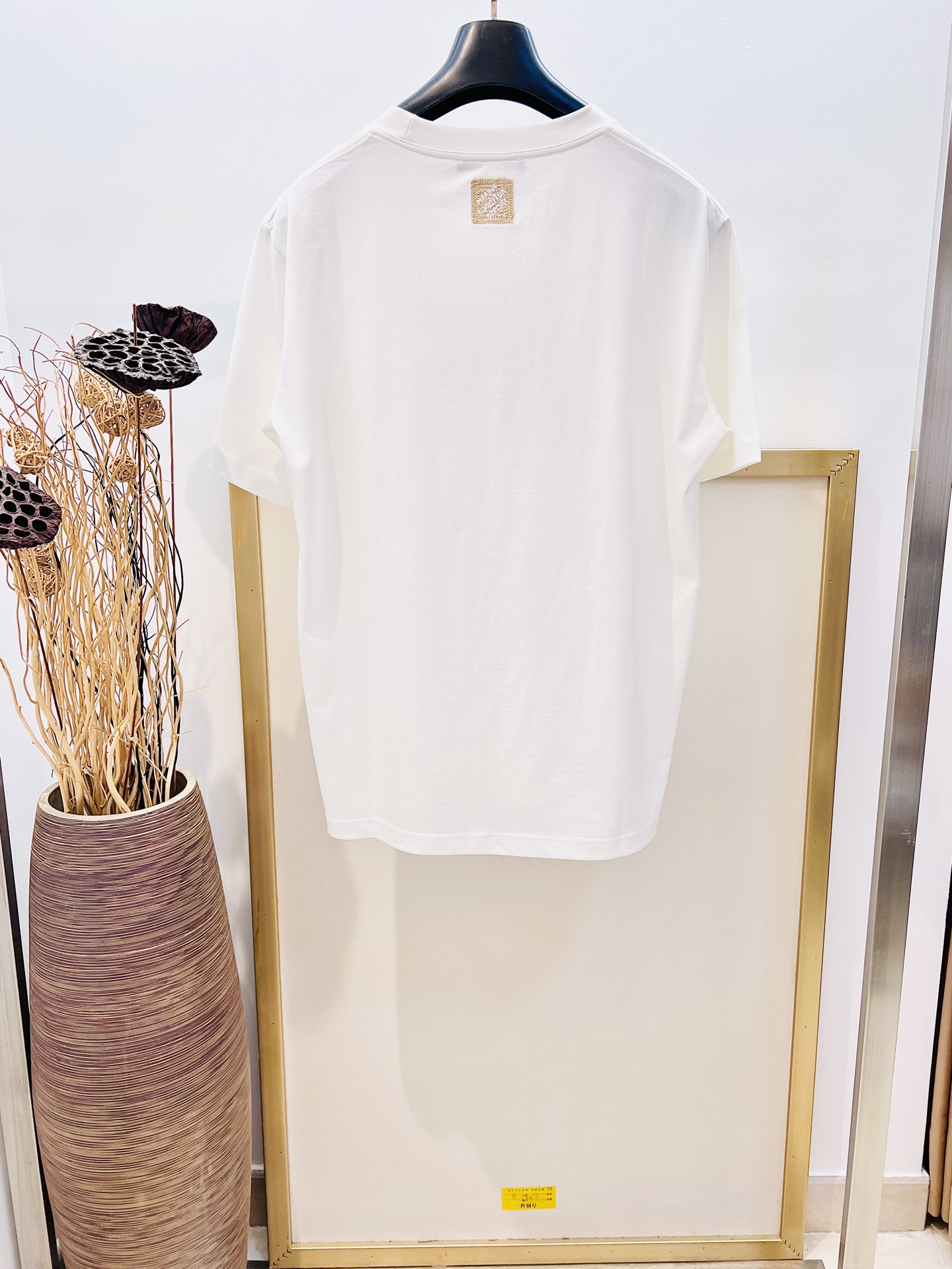 Louis Vuitton White Crew Neck T-Shirt with Embroidered Logo for Women 2 i1750094680582 4165 0 7