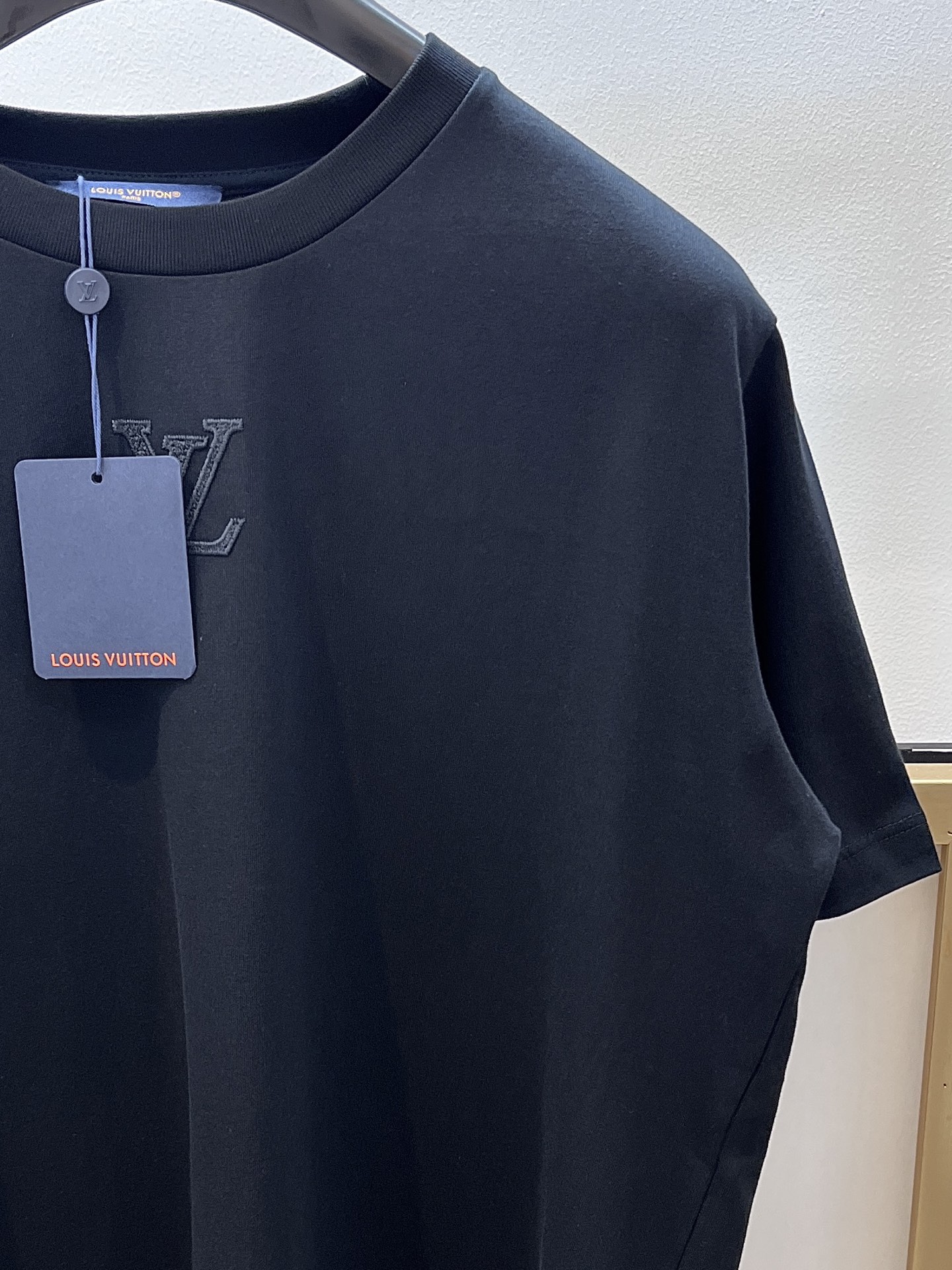 Louis Vuitton Classic Logo Embroidered Short Sleeve T-Shirt - Breathable Comfort 6 i1750440716703 5323 0 4