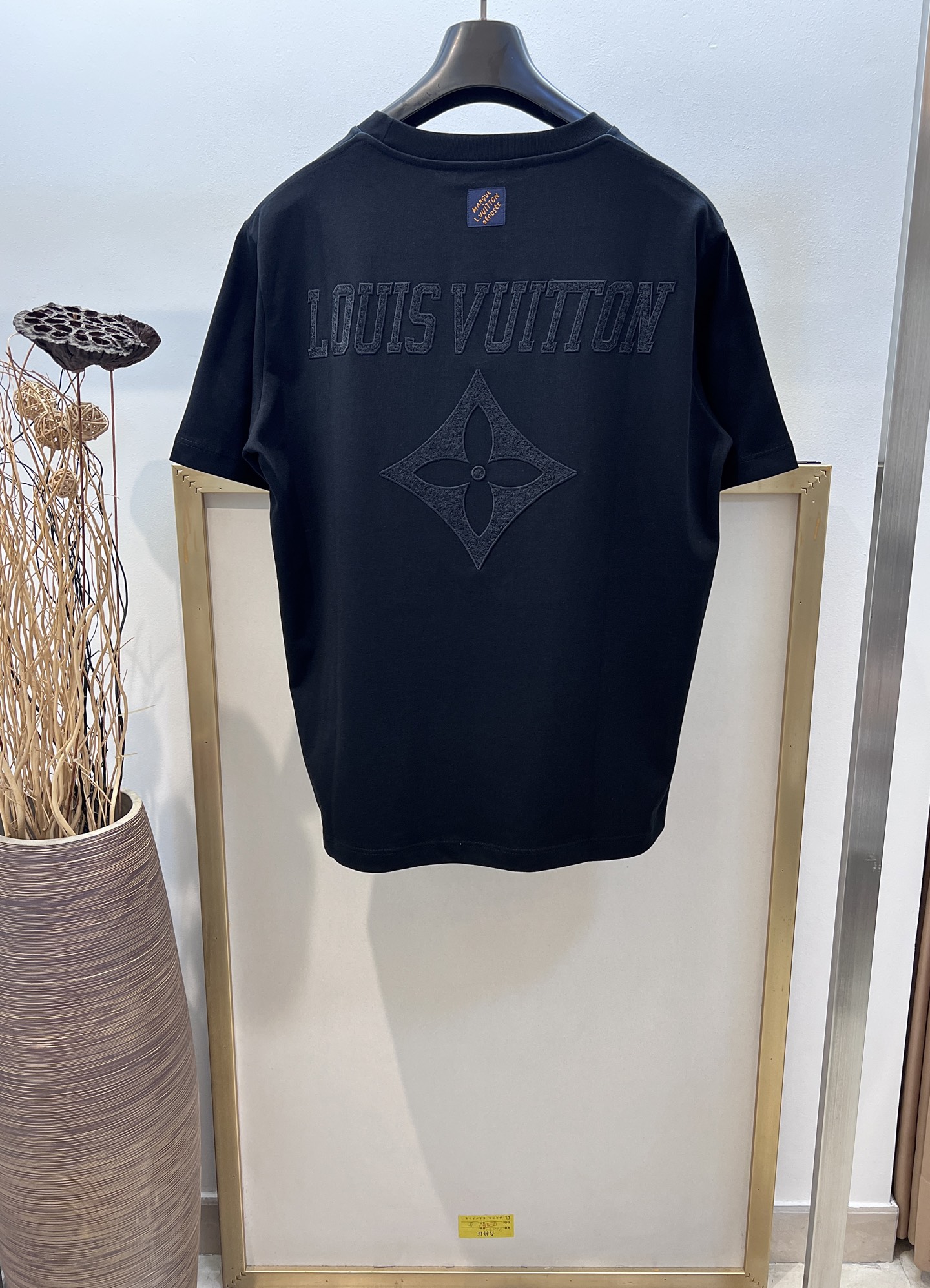 Louis Vuitton Classic Logo Embroidered Short Sleeve T-Shirt - Breathable Comfort 3 i1750440716852 7534 0 1
