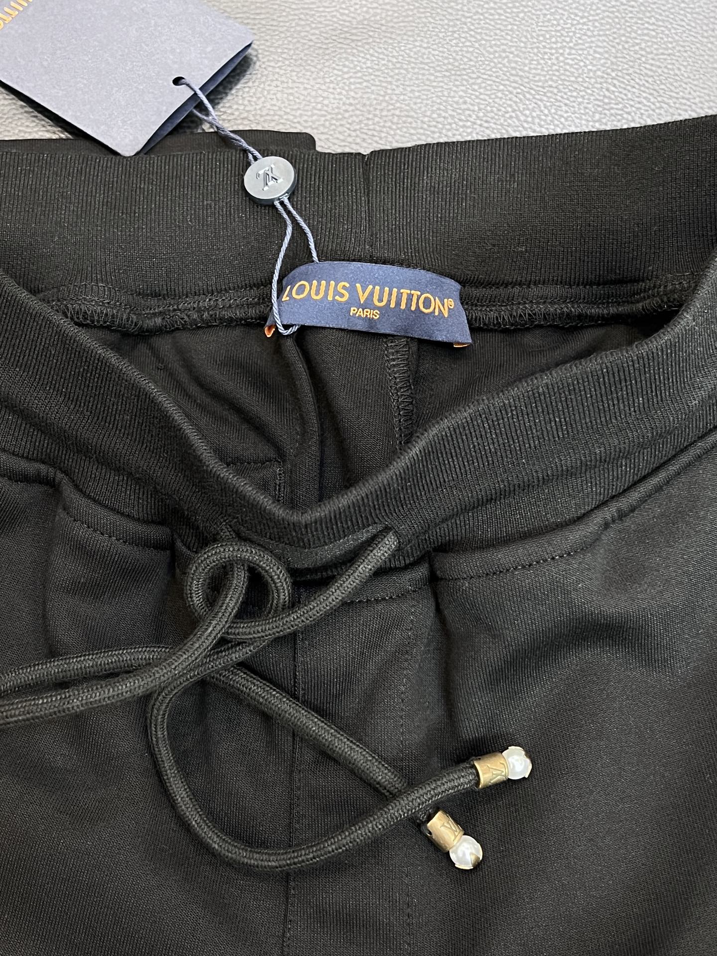 Louis Vuitton Black Track Pants with White Side Stripe - Stylish & Comfortable 6 i1755028205368 8074 0 4