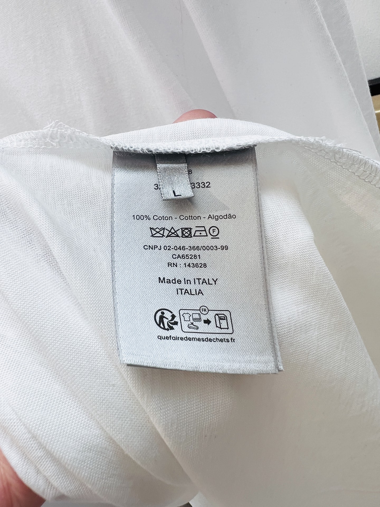 Dior Logo Embroidered White Long Sleeve Crew Neck T-Shirt for Women 6 i1758049233902 208 0 4