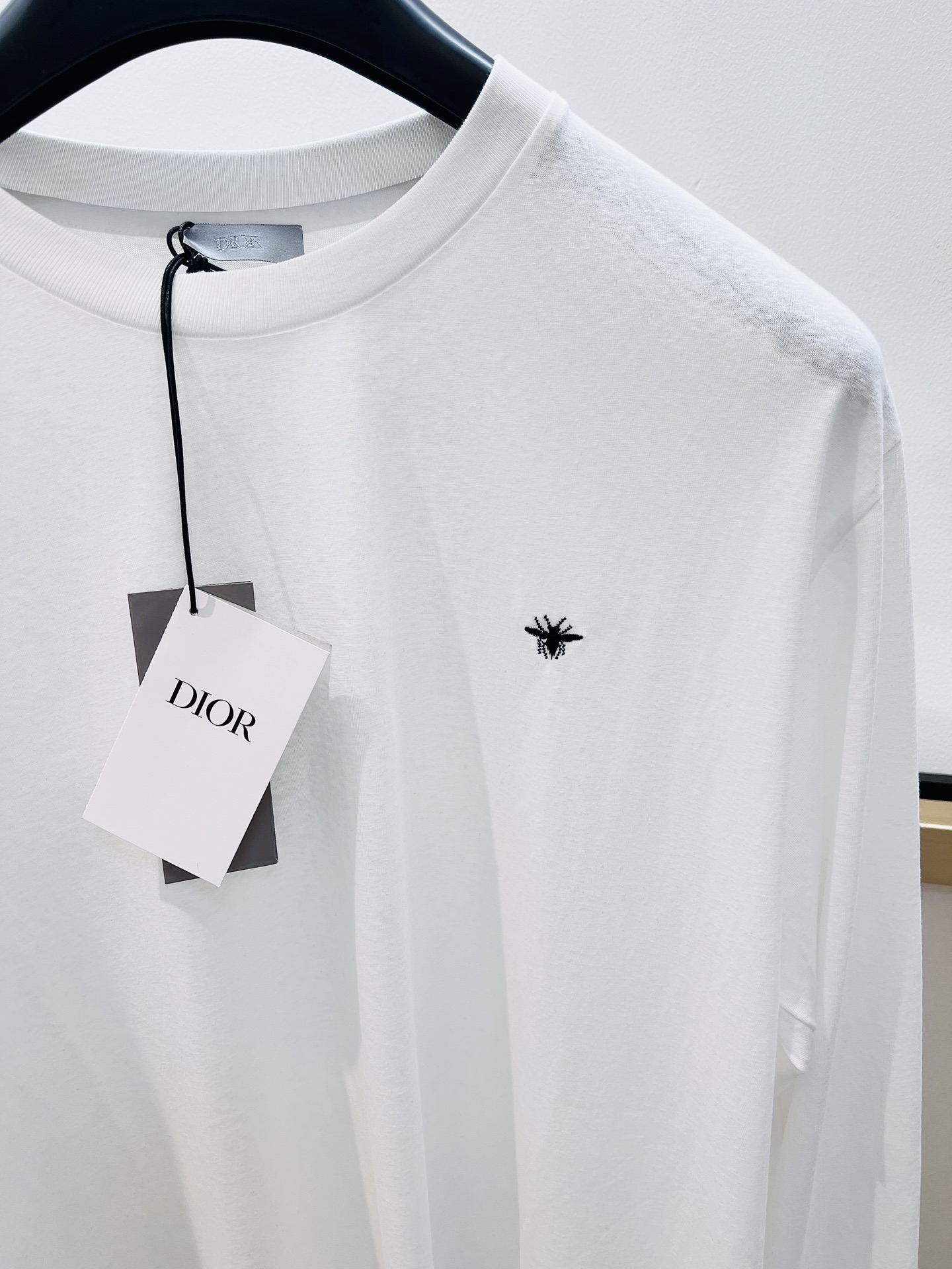 Dior Logo Embroidered White Long Sleeve Crew Neck T-Shirt for Women 5 i1758049234605 805 0 3