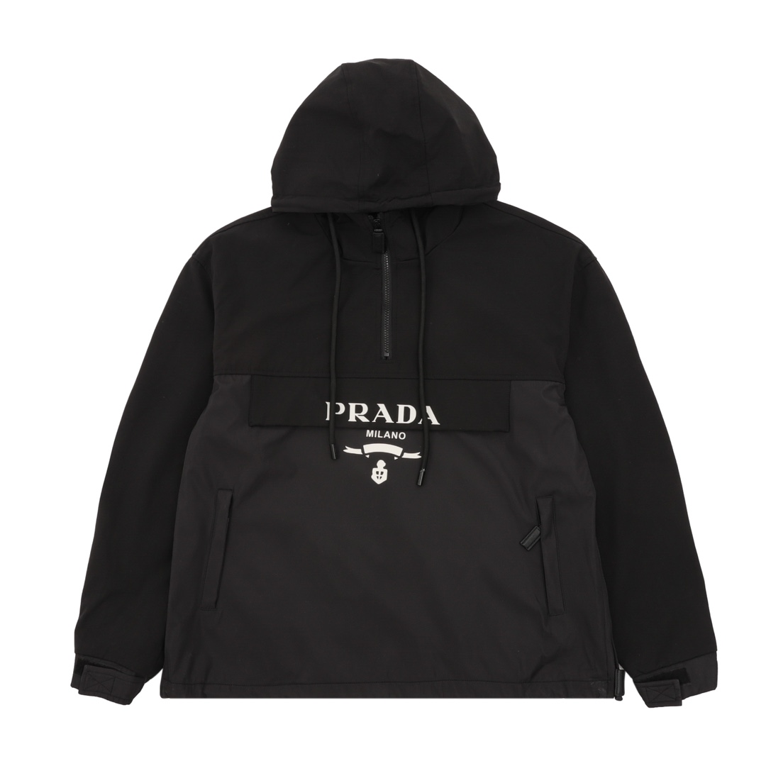 💰260 Prada普拉达 字母徽标半拉链连帽外套 SIZE:XS-L