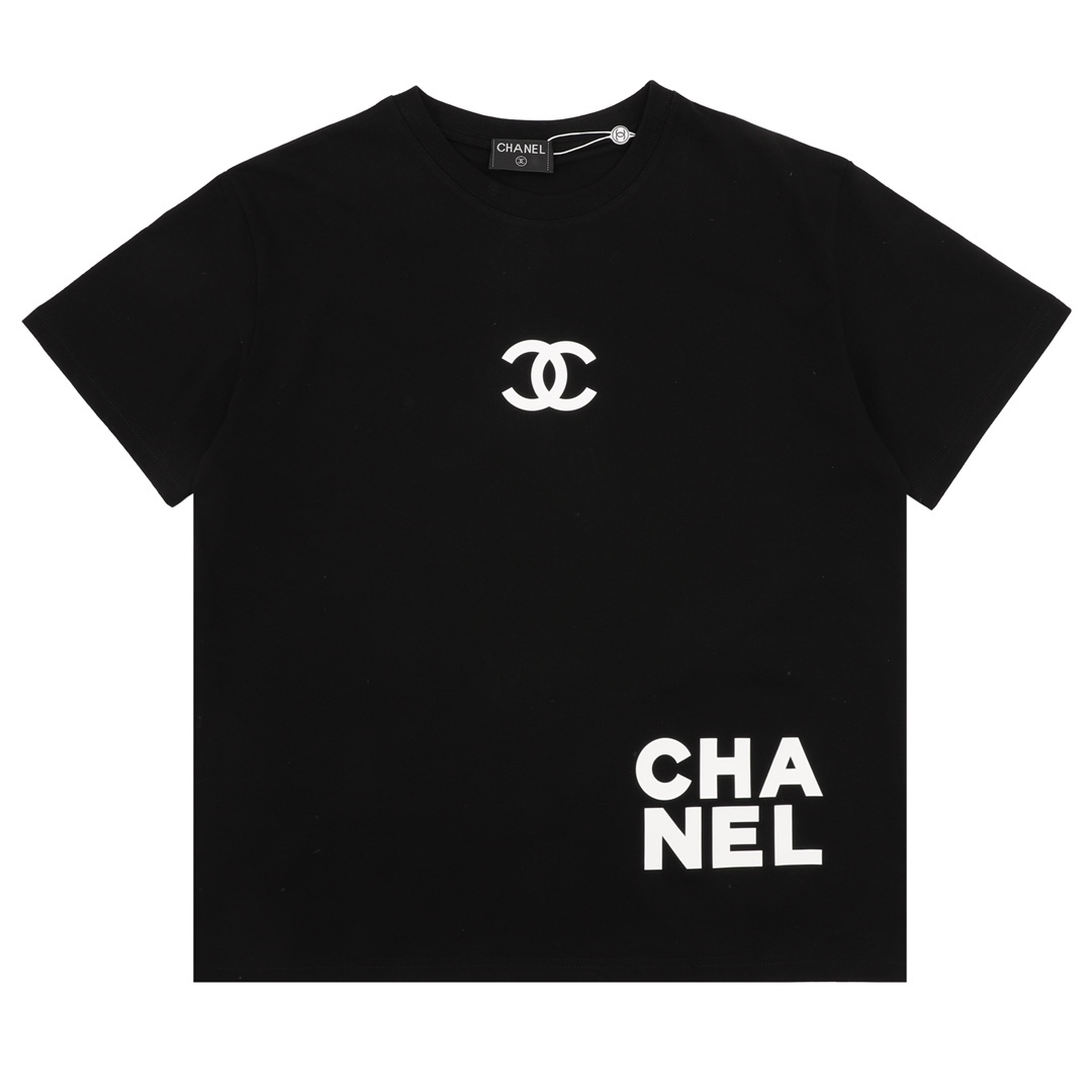 💰70
CHANEL /香奈儿 胸口压胶短袖T恤
size:S-L