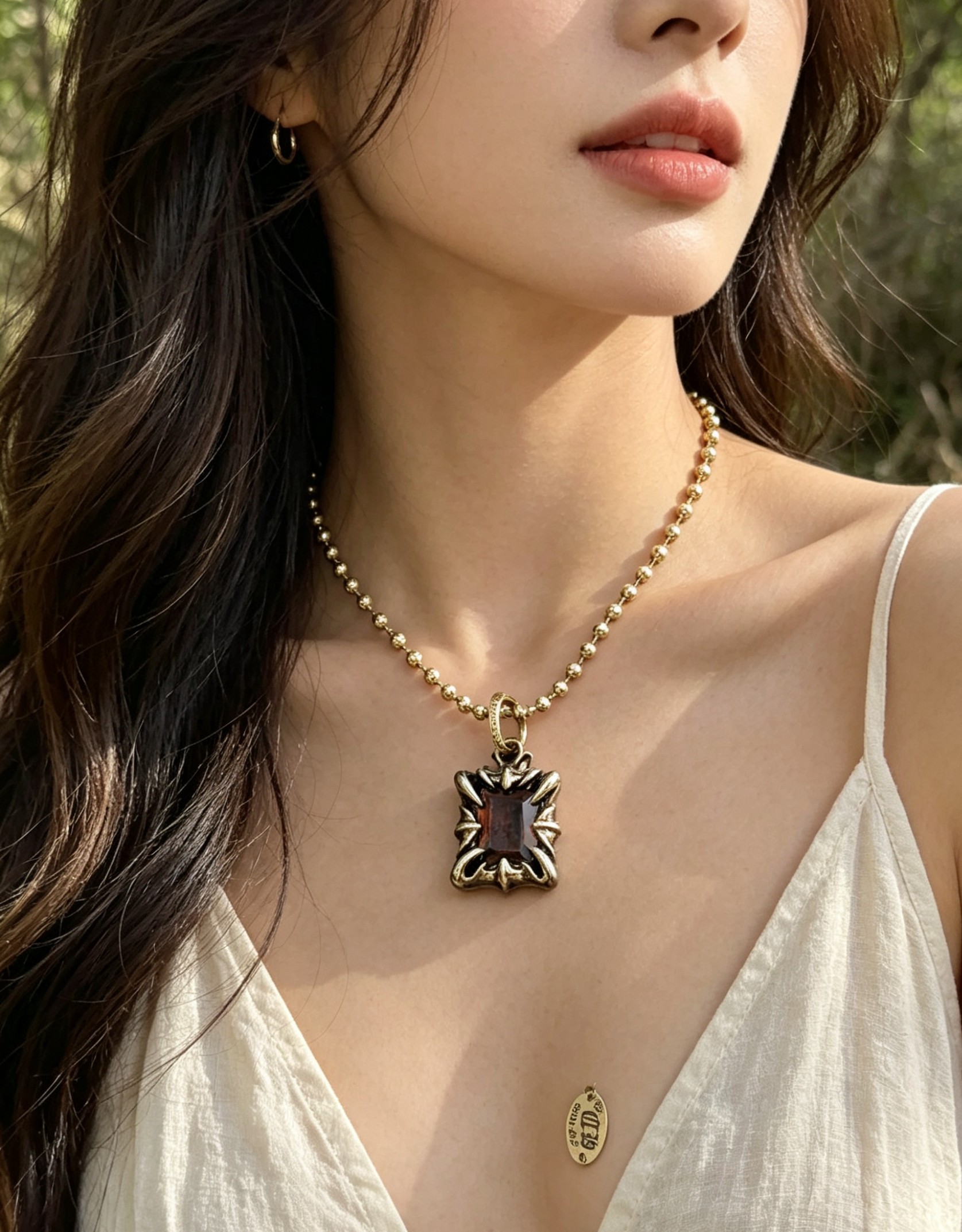 Chrome Hearts 克罗心红宝吊坠项链 爪镶红宝设计 做旧工艺质感高级 圆珠链搭配 甜酷哥特风拉满 日常通勤、约会皆适配