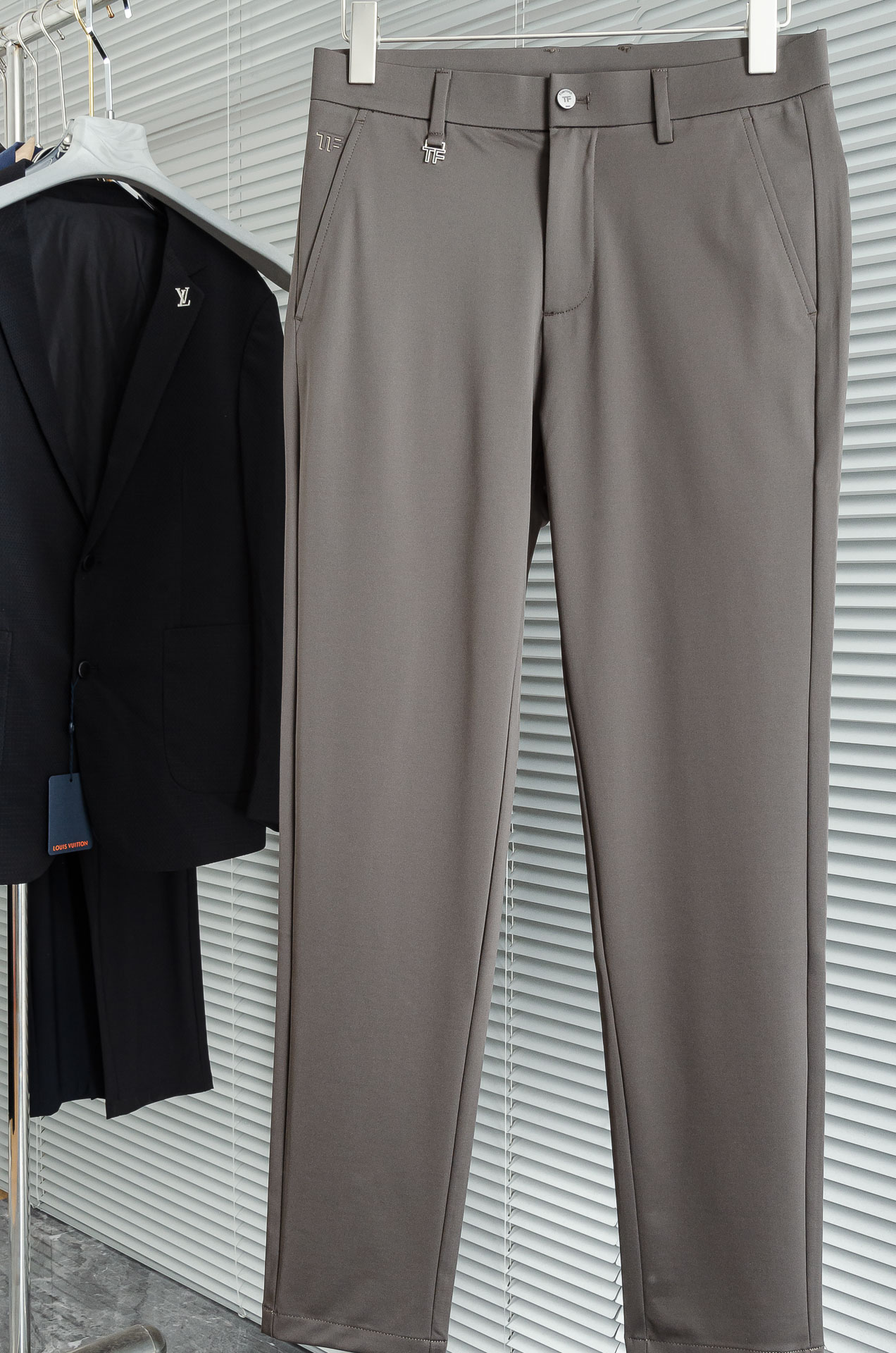 Men’s Customized Shorts: Simple, High-Quality Fashion for Spring and Summer - 图片 8