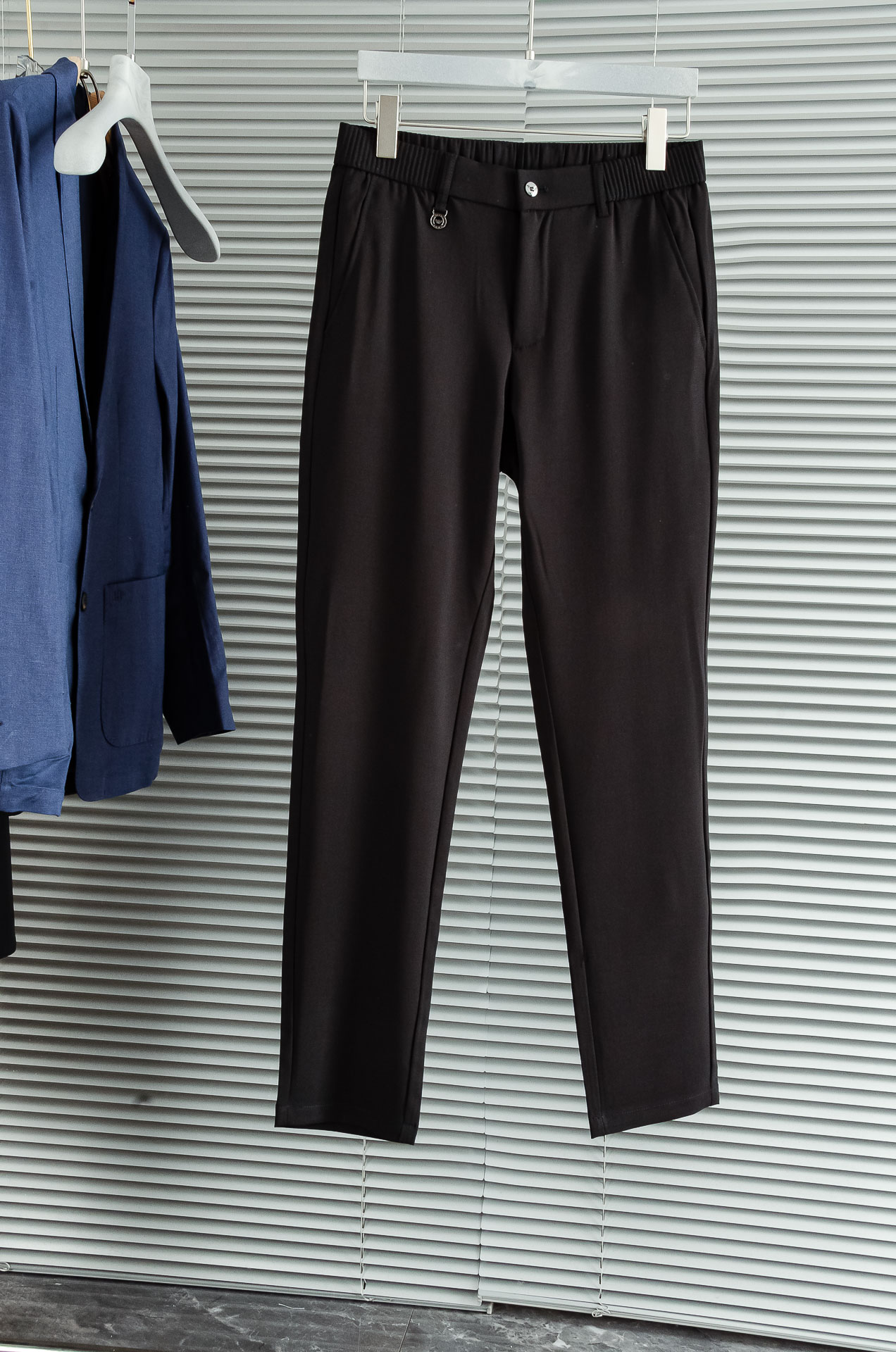 P663 Amani EA 25ss: High-Quality Customized Men’s Leisure Pants for Spring/Summer