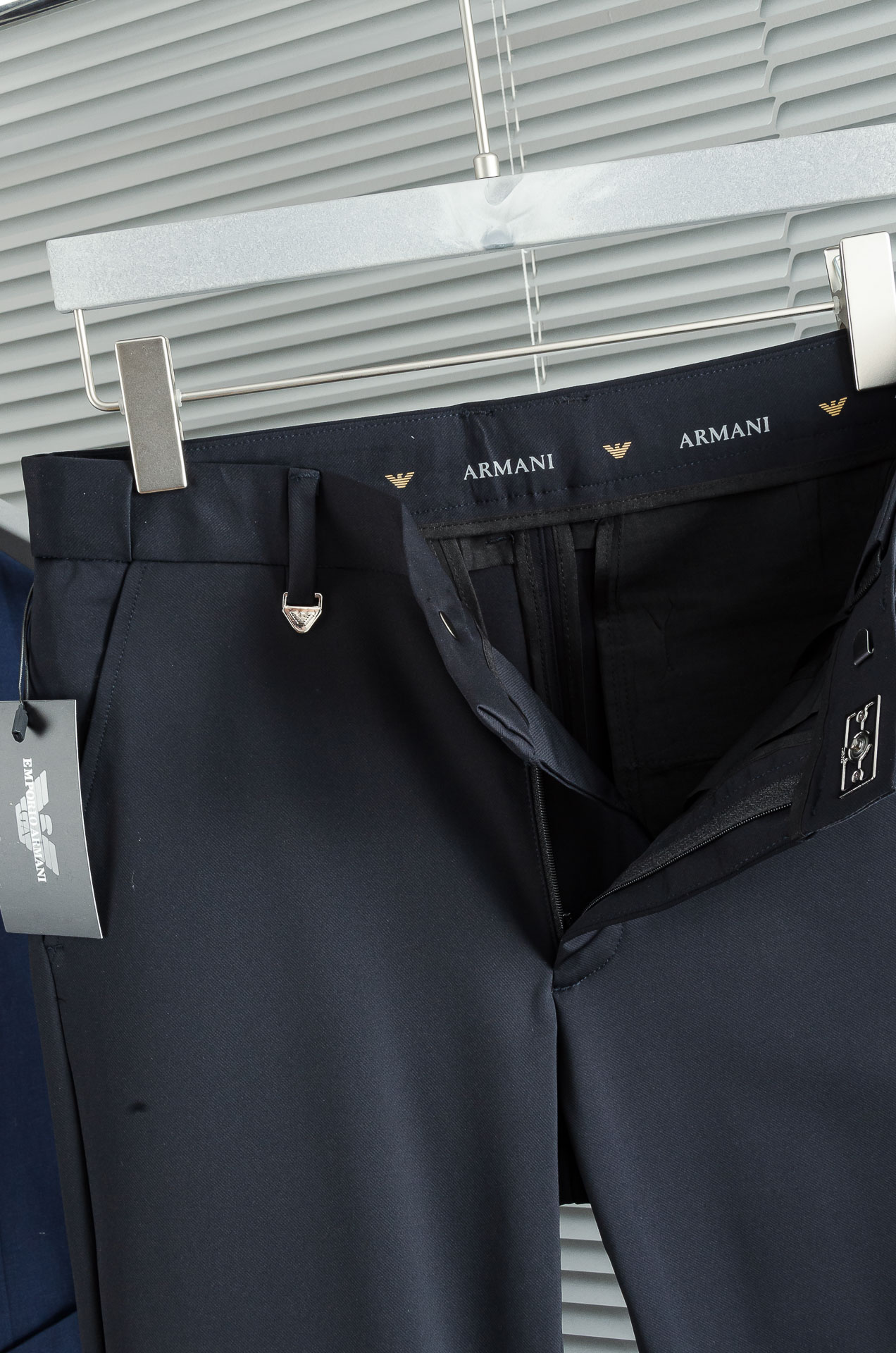 P663 Amani EA 25ss Men’s Business Leisure Pants: Simple, Elegant, High Quality - 图片 4