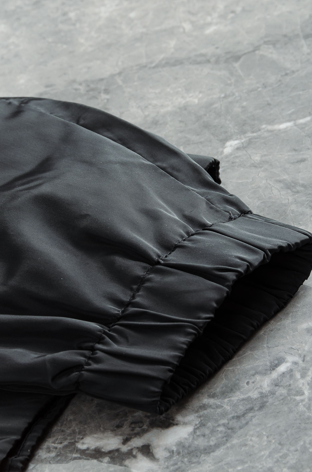 Pra*da 普拉达2025新品，真标防伪芯片系列#连帽防水夹克外套，同步官网发售！原厂代工出品，该款夹