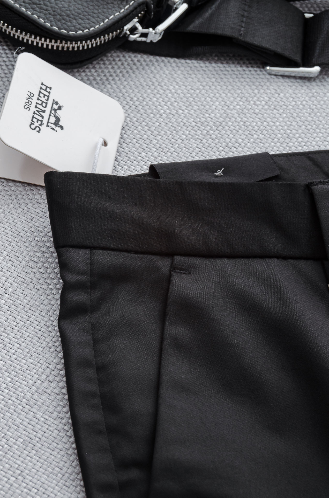 Business Leisure Cotton Pants with Unique Logo Profile and Metal Buttons - 图片 8
