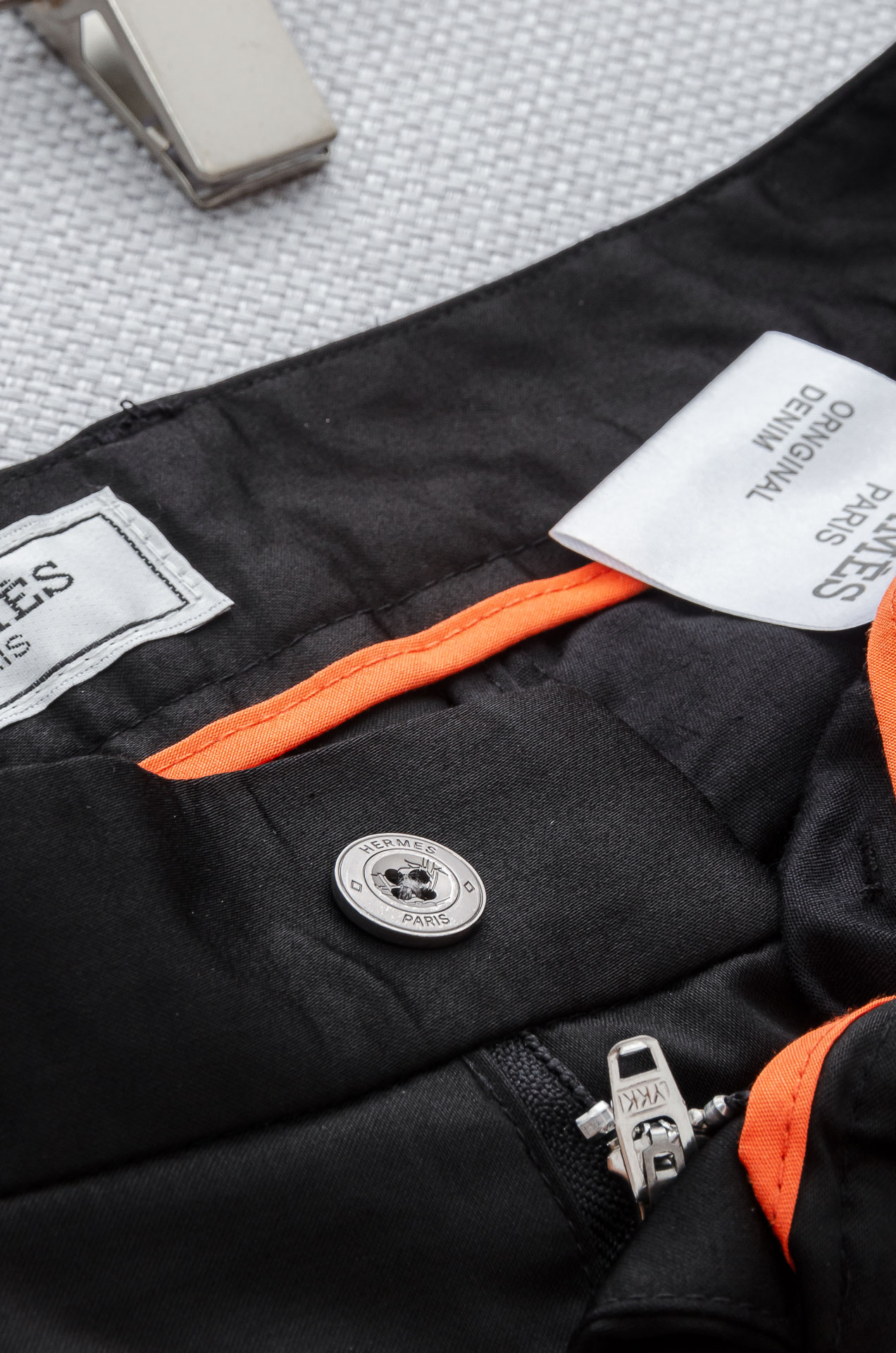 Business Leisure Cotton Pants with Unique Logo Profile and Metal Buttons - 图片 6