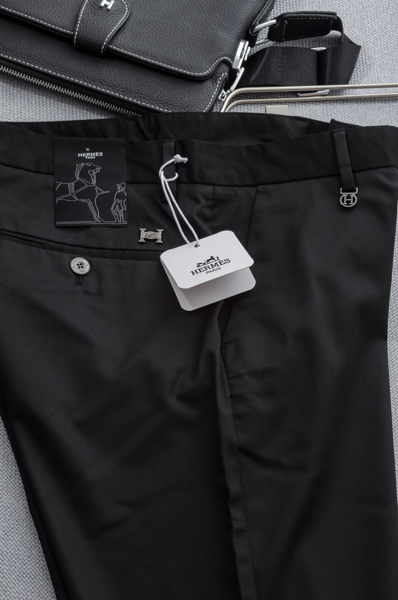Business Leisure Cotton Pants with Unique Logo Profile and Metal Buttons - 图片 5