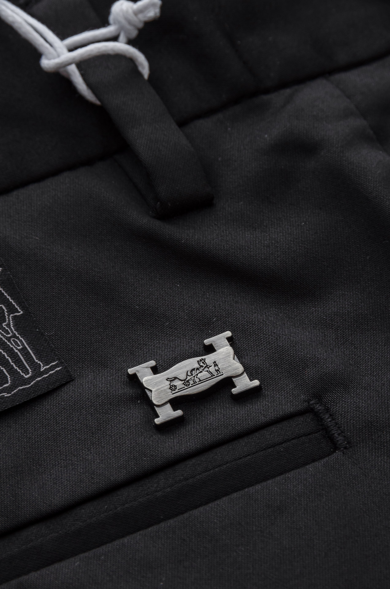 Business Leisure Cotton Pants with Unique Logo Profile and Metal Buttons - 图片 9