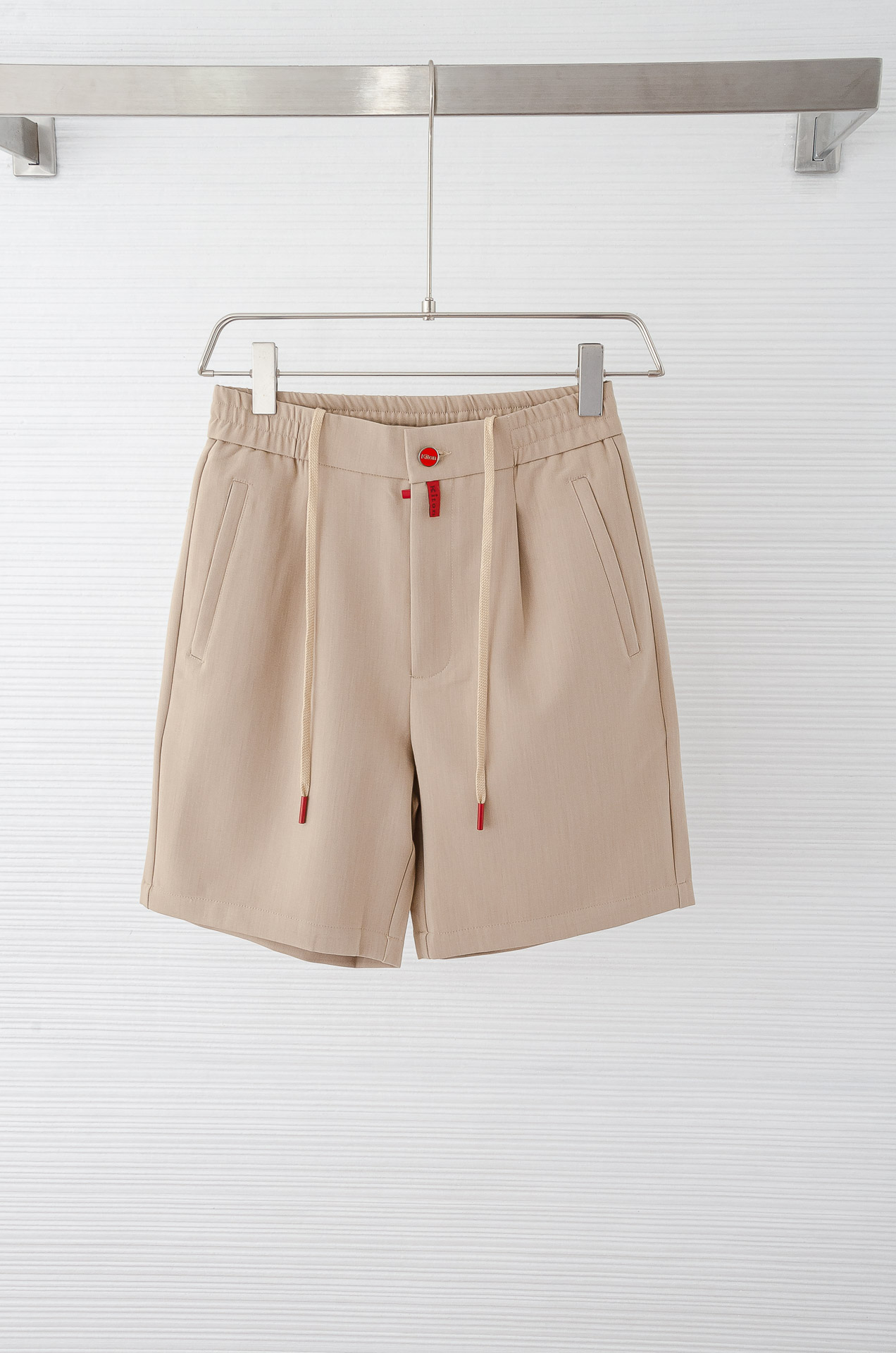 Kiton 2025s Men’s Fashion Skin Shorts: Cool, Comfortable, and Stylish Summer Wear - 图片 1