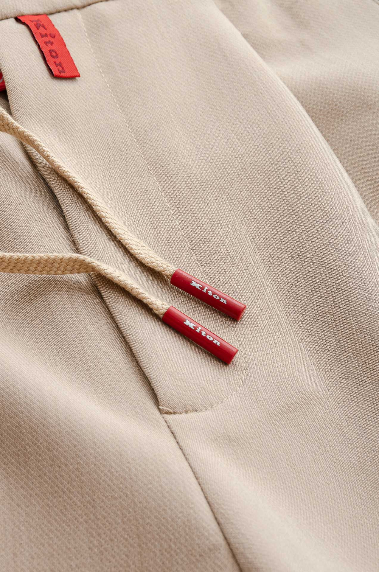 Kiton 2025s Men’s Fashion Skin Shorts: Cool, Comfortable, and Stylish Summer Wear - 图片 6