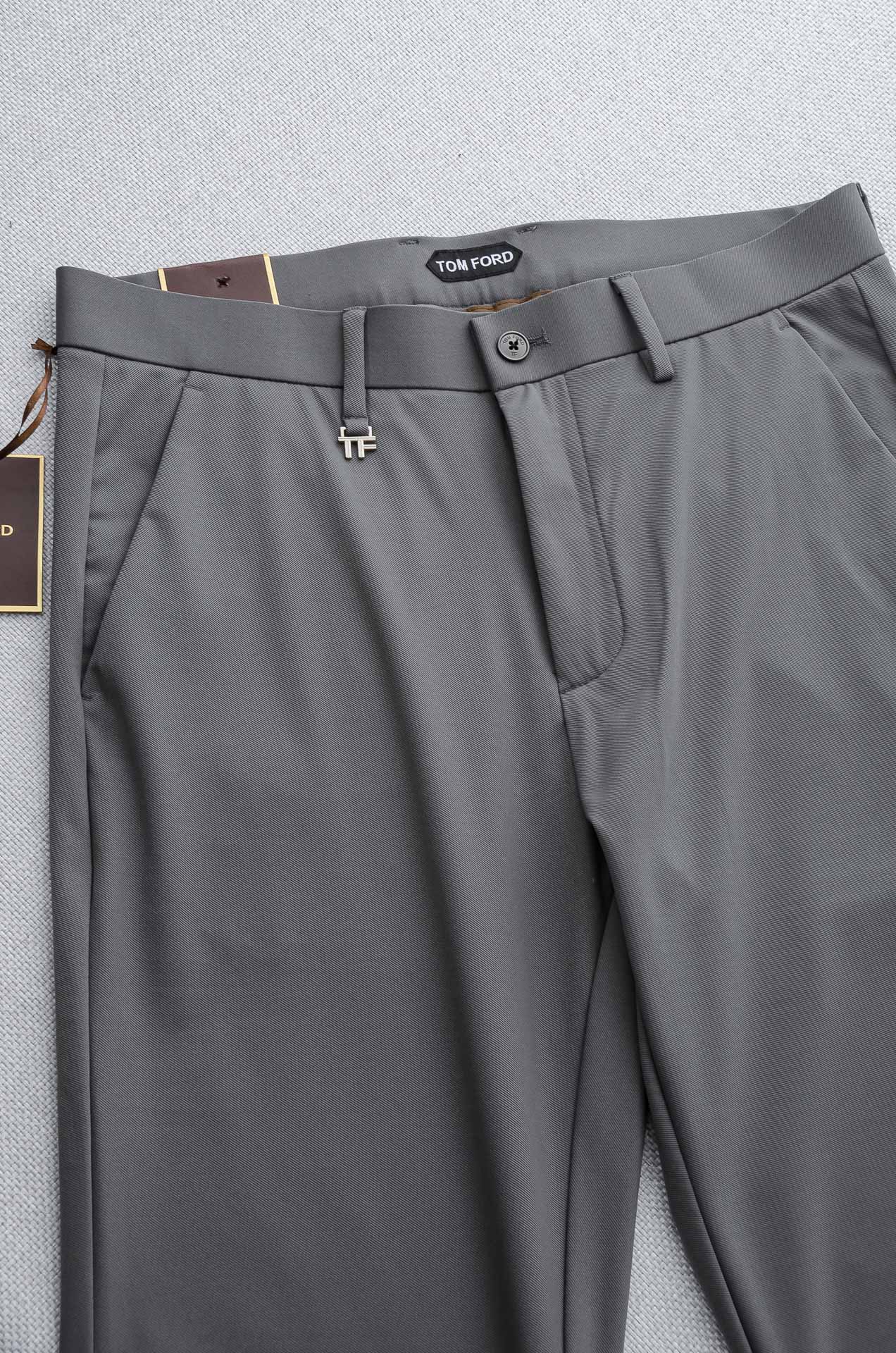 P650 Men’s Dress: Simple, Elegant, Quality Design with Comfort in Mind - 图片 3