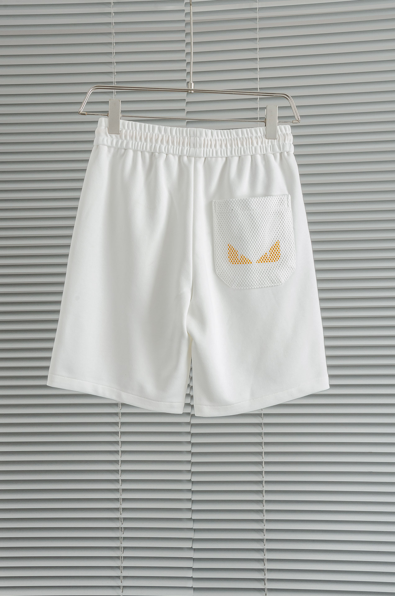 FEND//. 芬# 迪SS精梳全棉直筒休闲短裤#甄选客供进口100%全棉针织料，高密度织物制作而成，上