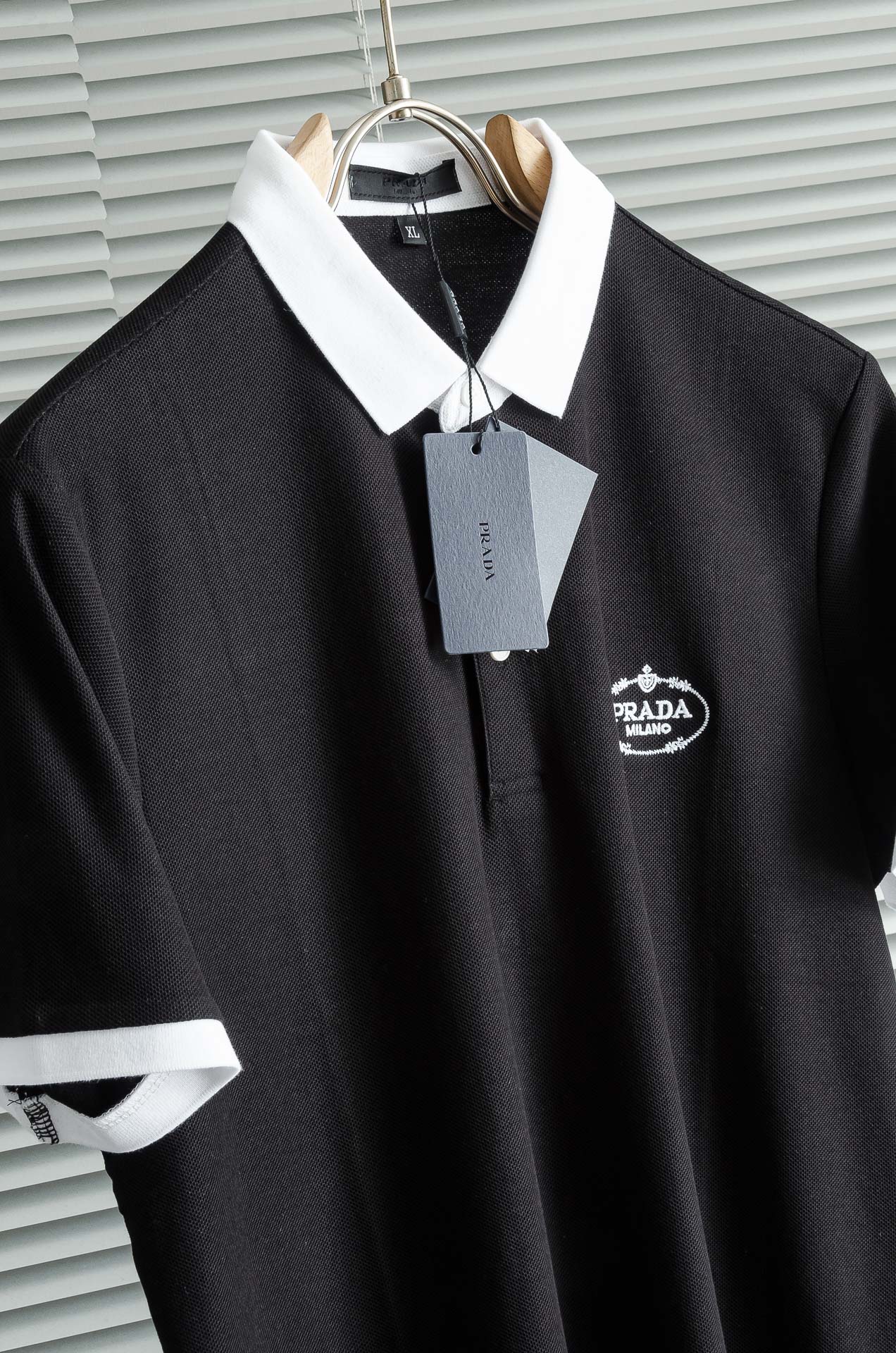 Pra# da 普拉达2025//男士商务休闲纯色翻领短袖POLO衫#客供进口100%珠地棉面料，甄选上