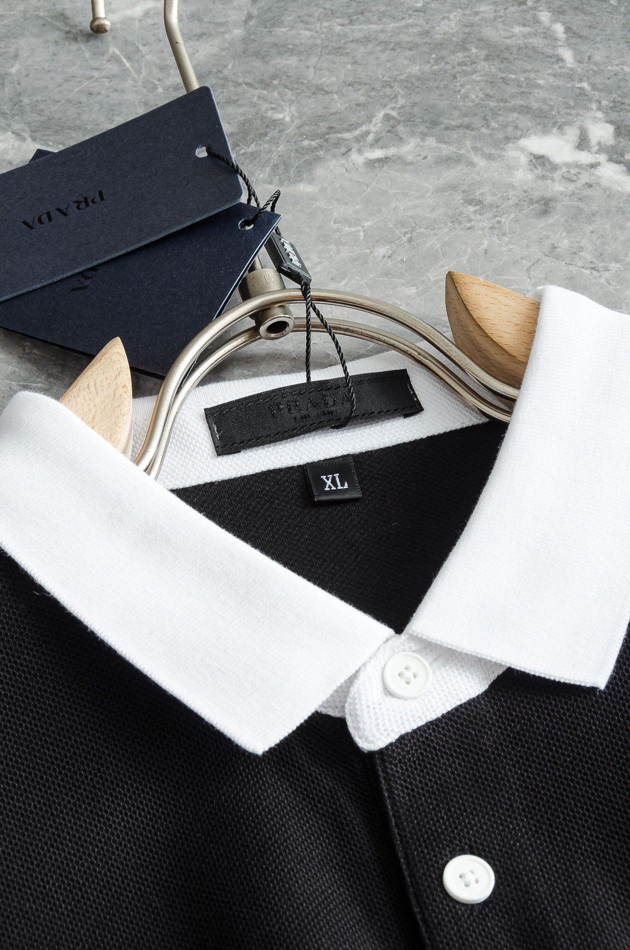 Pra# da 普拉达2025//男士商务休闲纯色翻领短袖POLO衫#客供进口100%珠地棉面料，甄选上