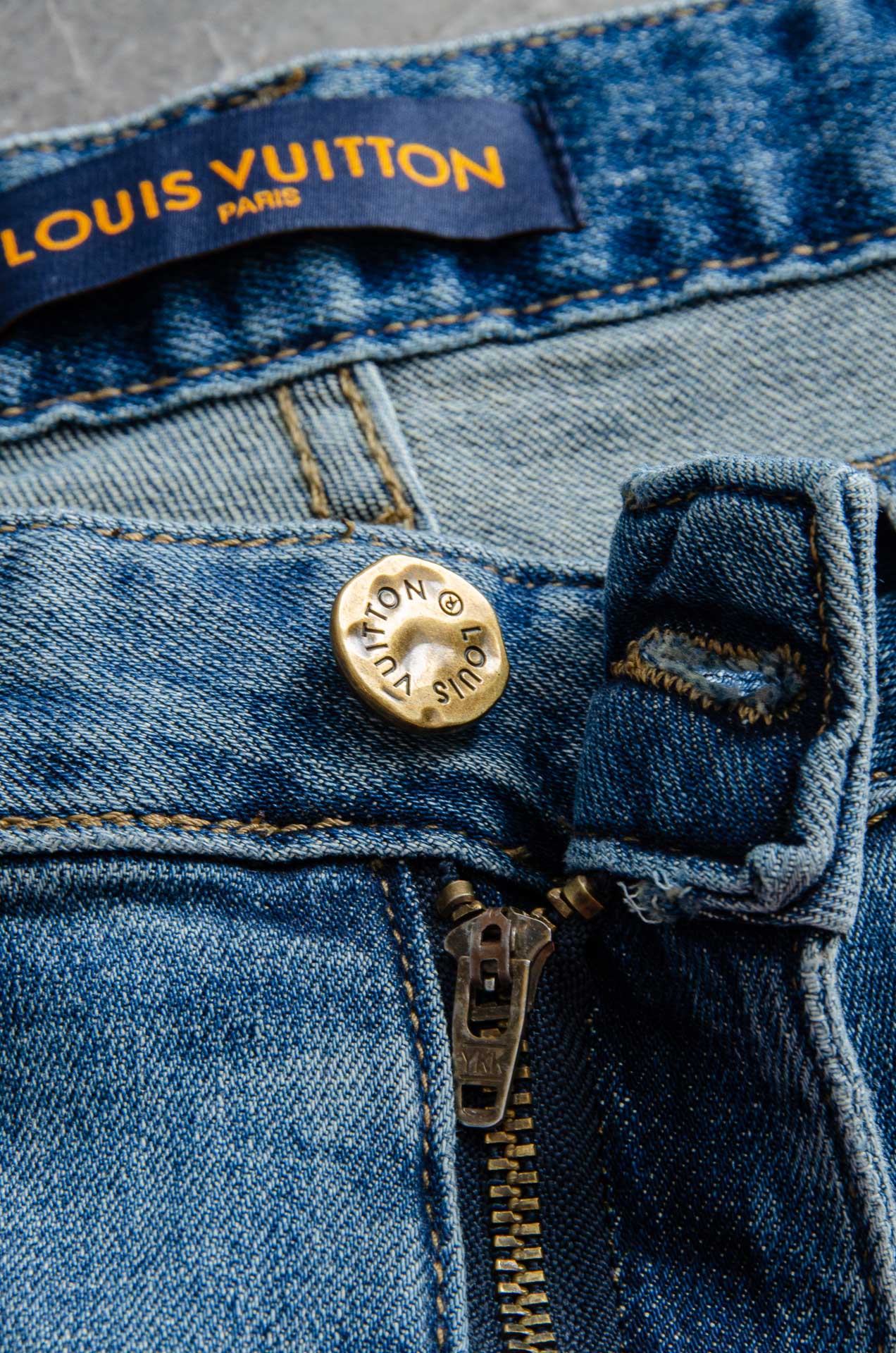 “Men’s Fashion: New LV 2025s Jeans with High Quality and Stylish Design” - 图片 6