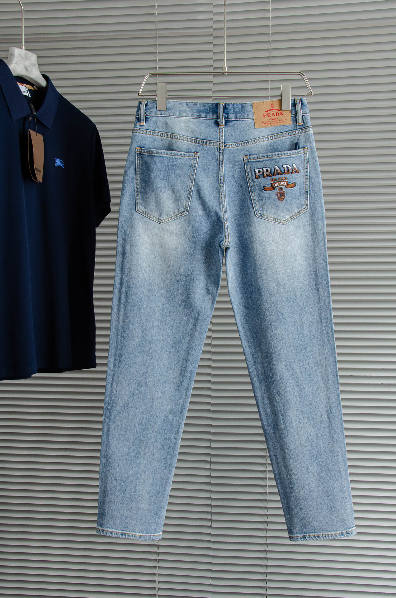 Prada Men's Fashion Straight-Leg Jeans - Light Wash Denim, Sizes 30-38 3 o 1iram8vlr75cq1r1bvc1rtfd3g1