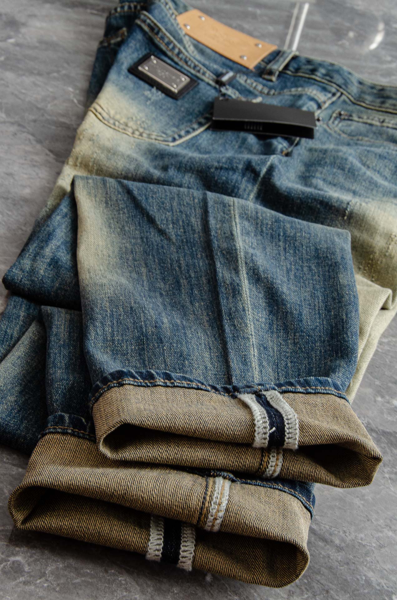 “D&G 2025s Men’s Water-Washed Cotton Jeans: High-Quality, Comfortable, and Stylish for Spring and Summer” - 图片 8