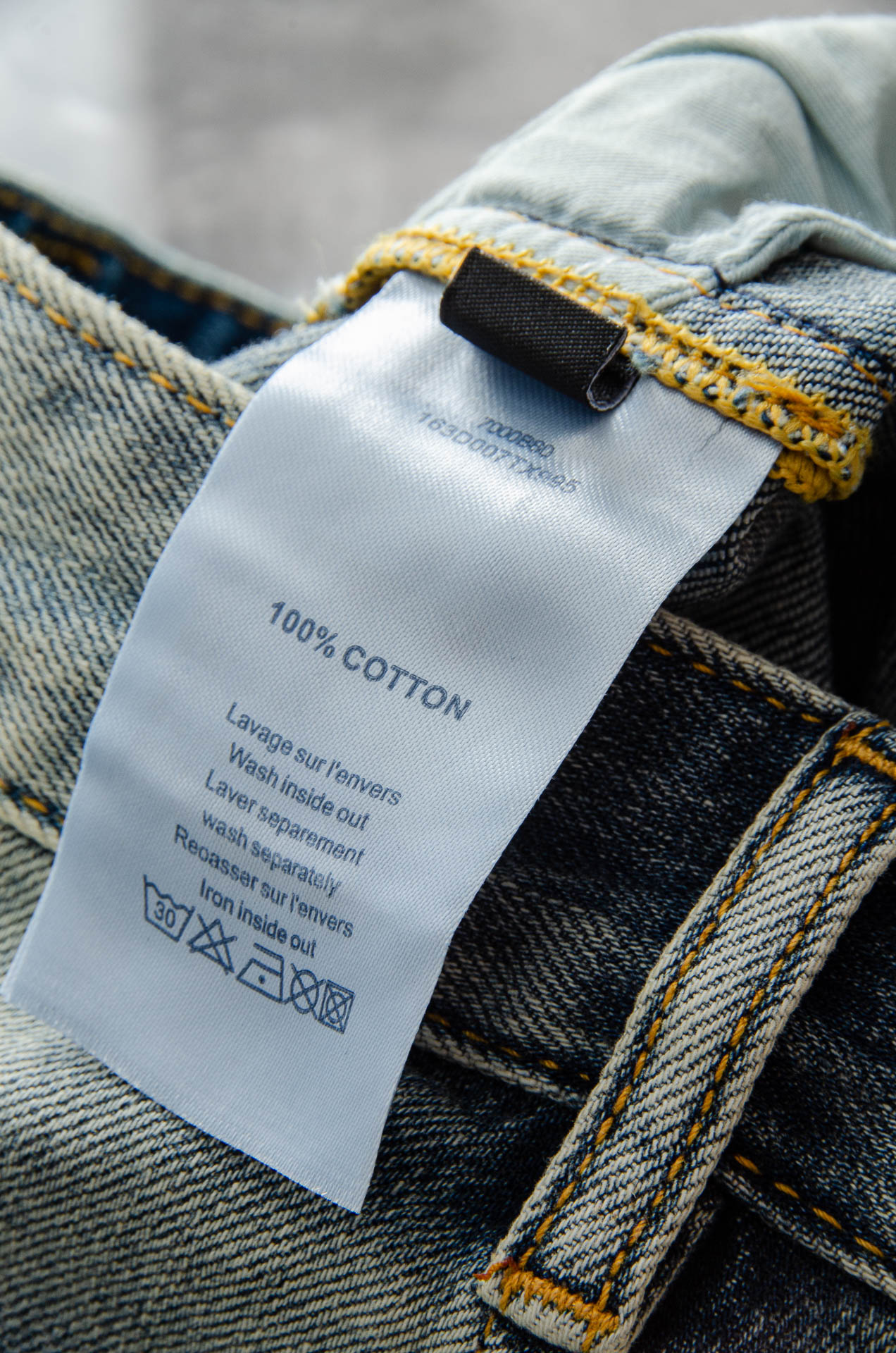 Louis Vuitton Men's 2025SS Straight Leg Jeans - Premium Denim 10 o 1iramagmjfut15ne1r1516t8jcq5