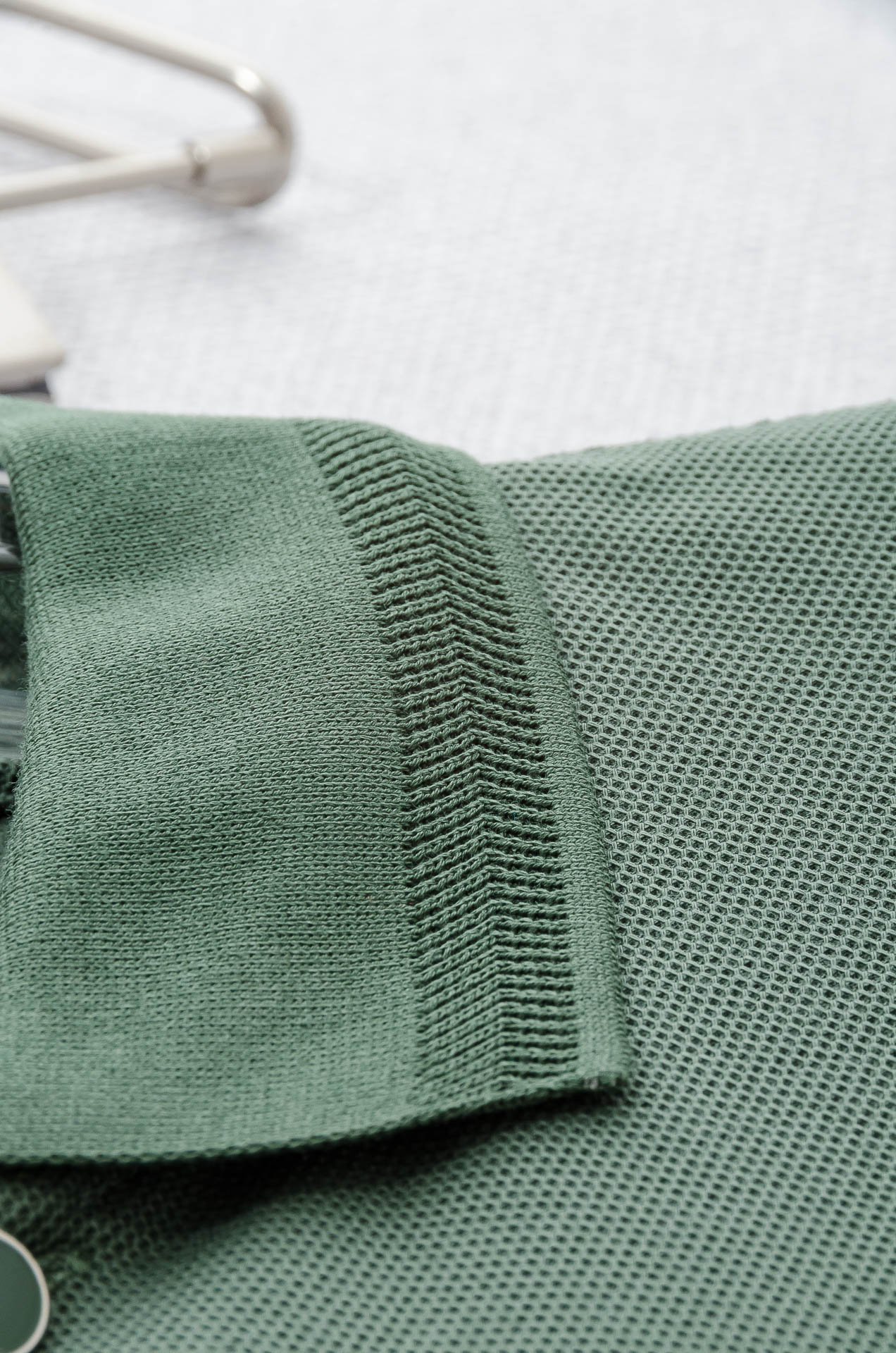 Zegna 杰尼亚2025SS六角蜂窝状珠地纹路肌理进口Pima匹马长绒棉（棉中贵族）定织罗纹领男士翻领