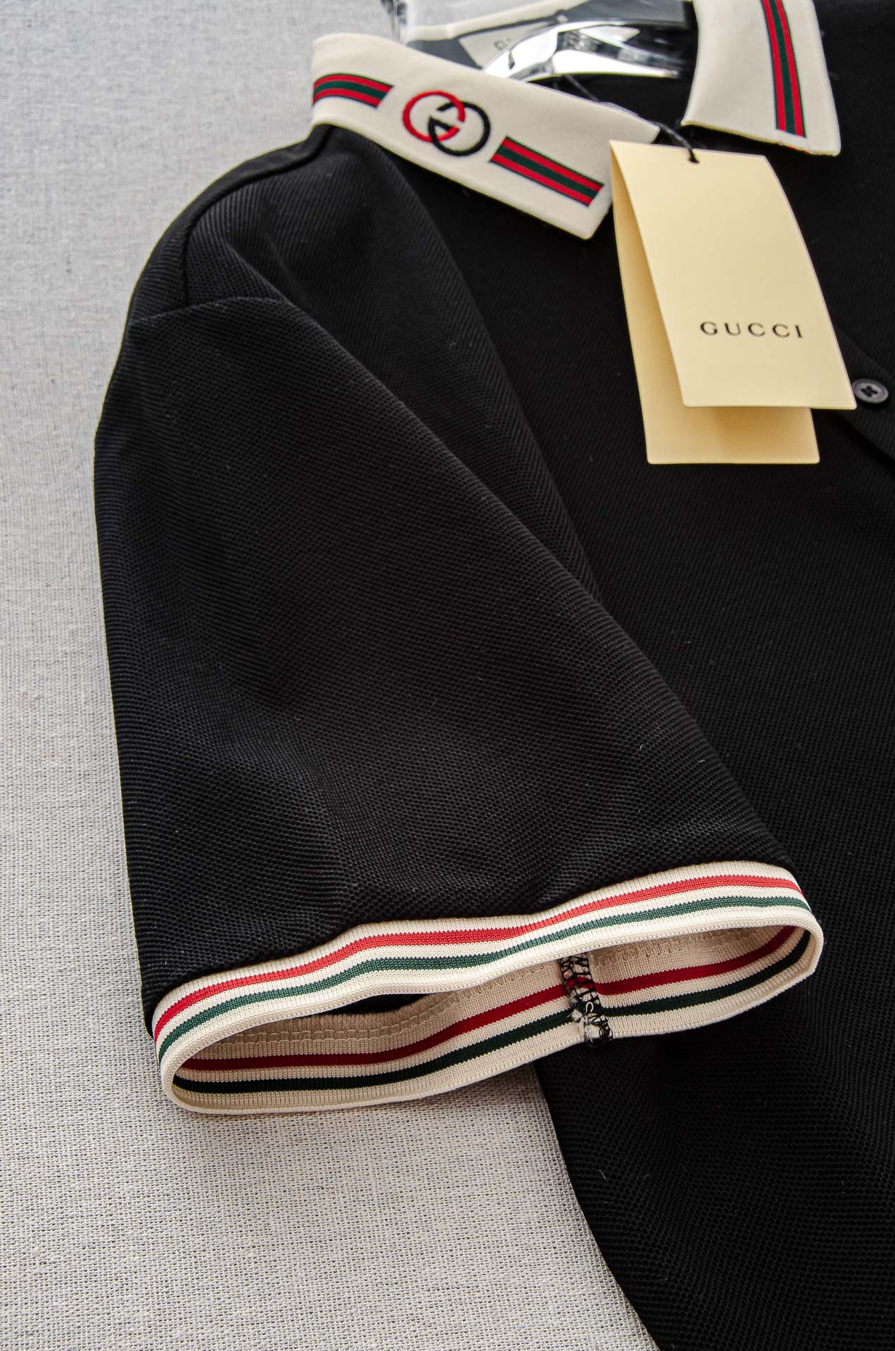 Gu#* cci 古/驰2025//男士商务休闲纯色翻领短袖POLO衫#客供进口100%珠地棉面料，甄选