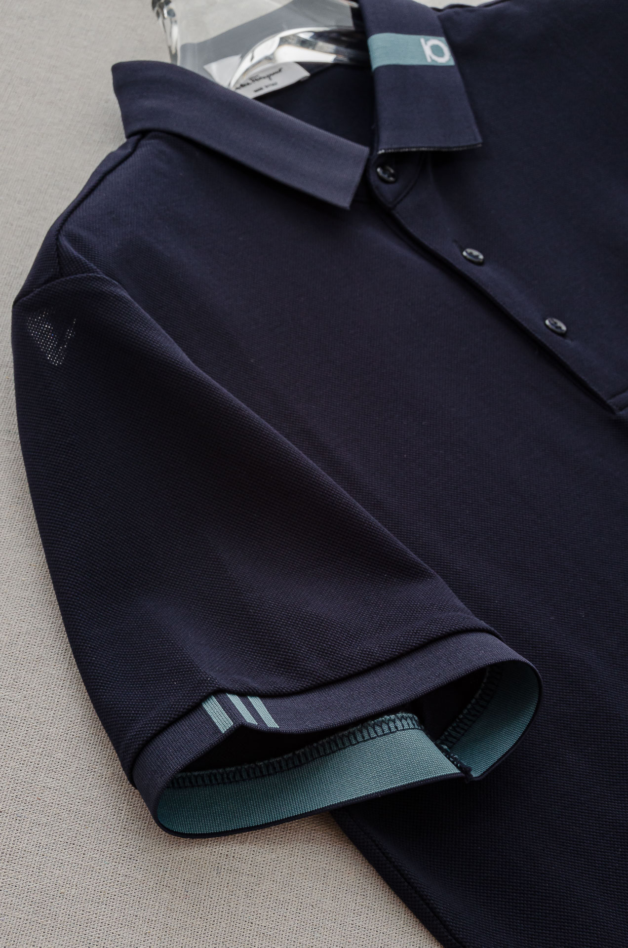 菲拉格慕 2025//男士商务休闲纯色翻领短袖POLO衫#客供进口100%珠地棉面料，甄选上等长绒棉花原