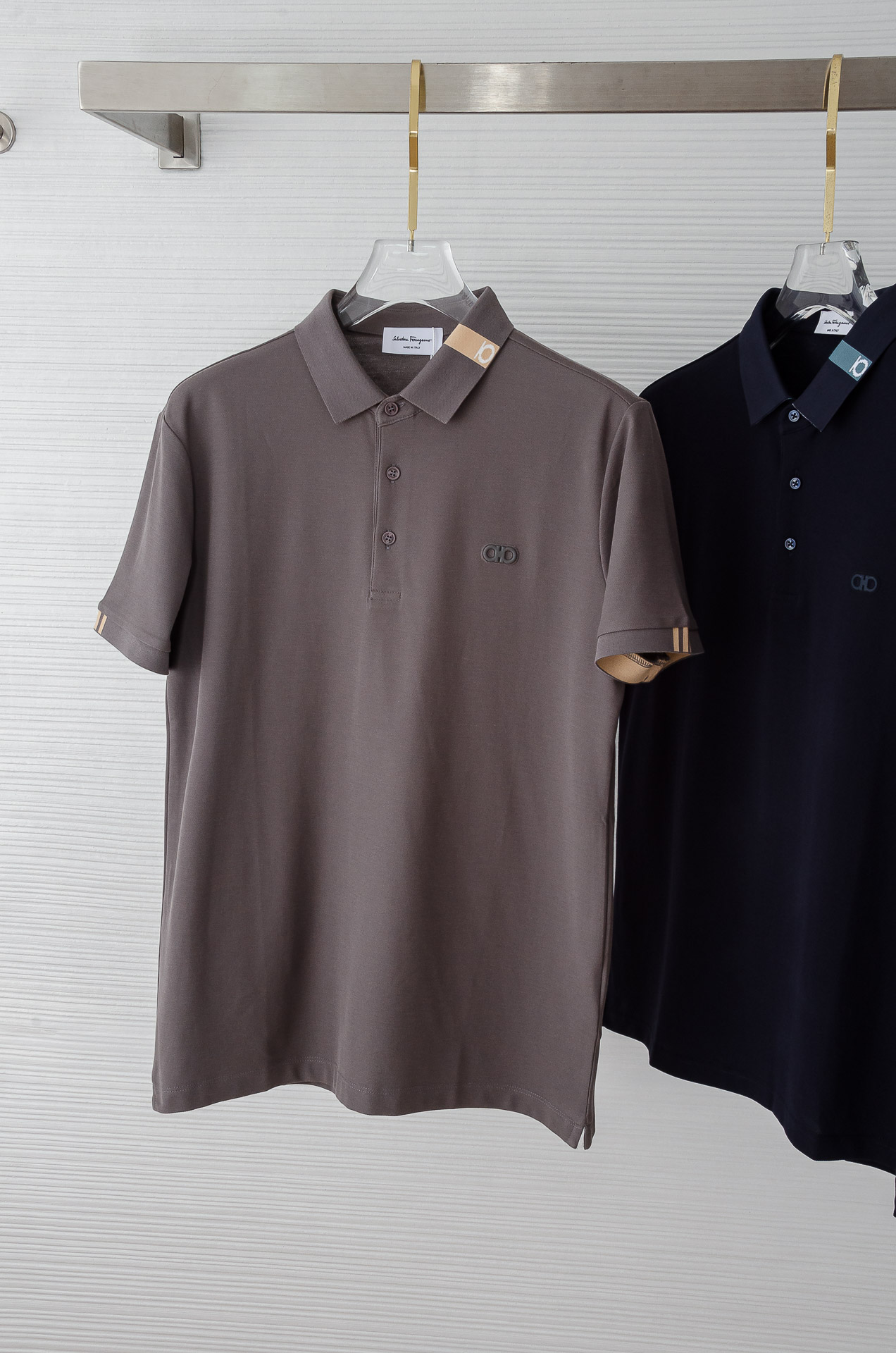 菲拉格慕 2025//男士商务休闲纯色翻领短袖POLO衫#客供进口100%珠地棉面料，甄选上等长绒棉花原