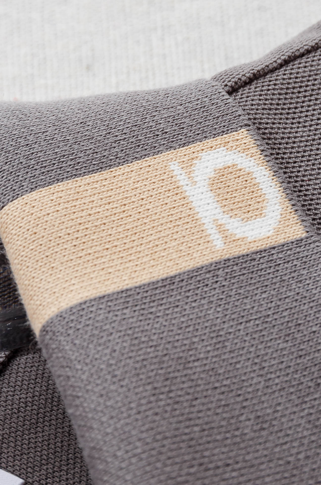 菲拉格慕 2025//男士商务休闲纯色翻领短袖POLO衫#客供进口100%珠地棉面料，甄选上等长绒棉花原