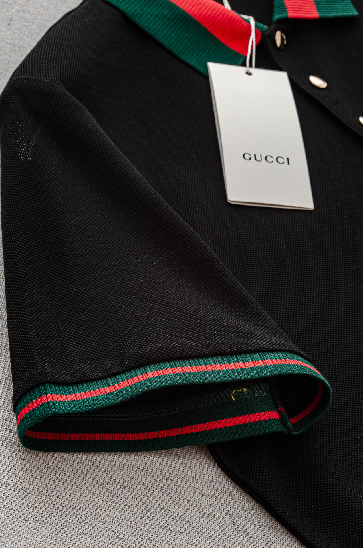 Gu#* cci 古/驰2025//男士商务休闲纯色翻领短袖POLO衫#客供进口100%珠地棉面料，甄选