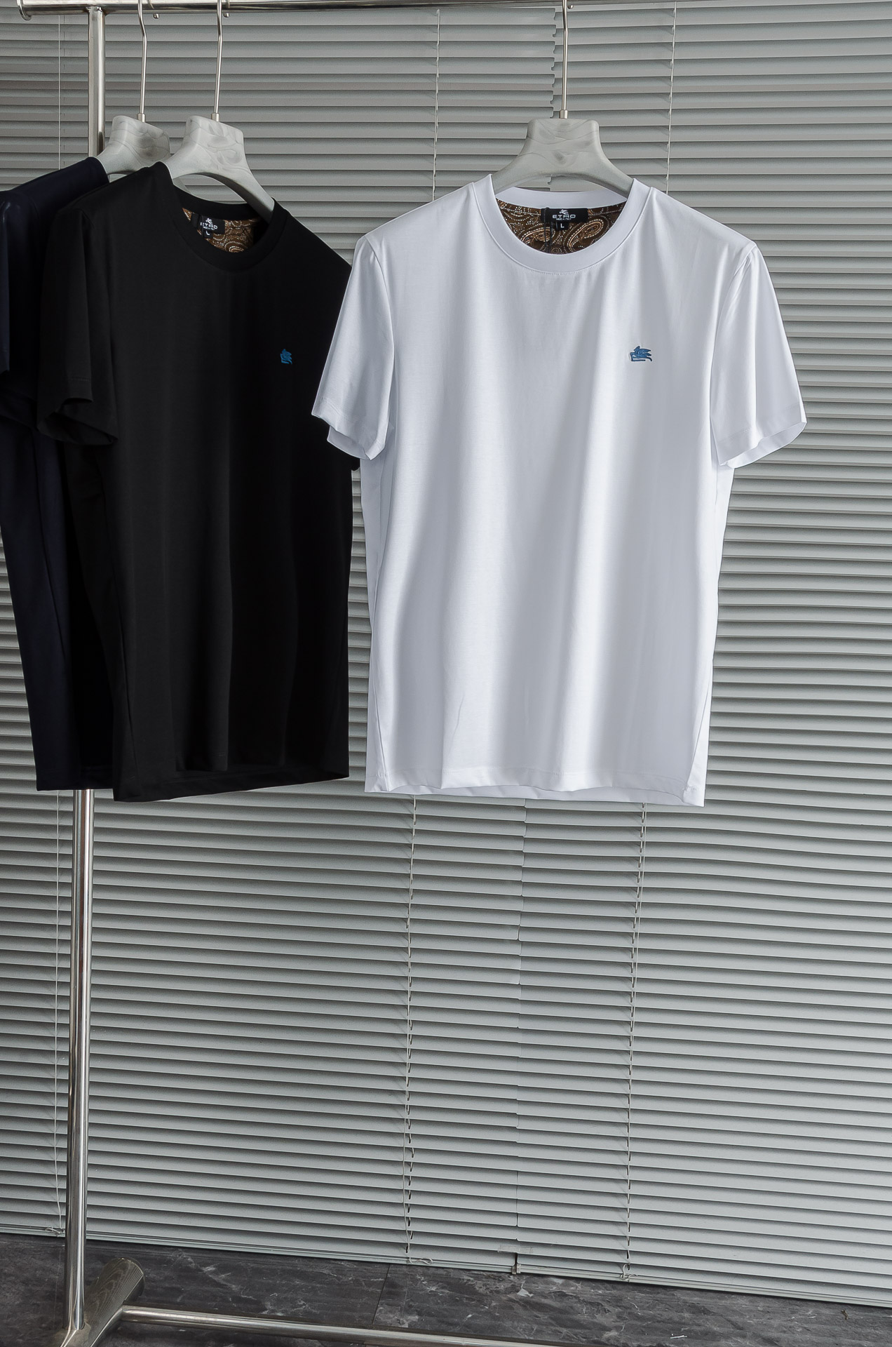2025SS New Light Luxury Business T-shirt: High-end Men’s Fine Quality Cotton Blend