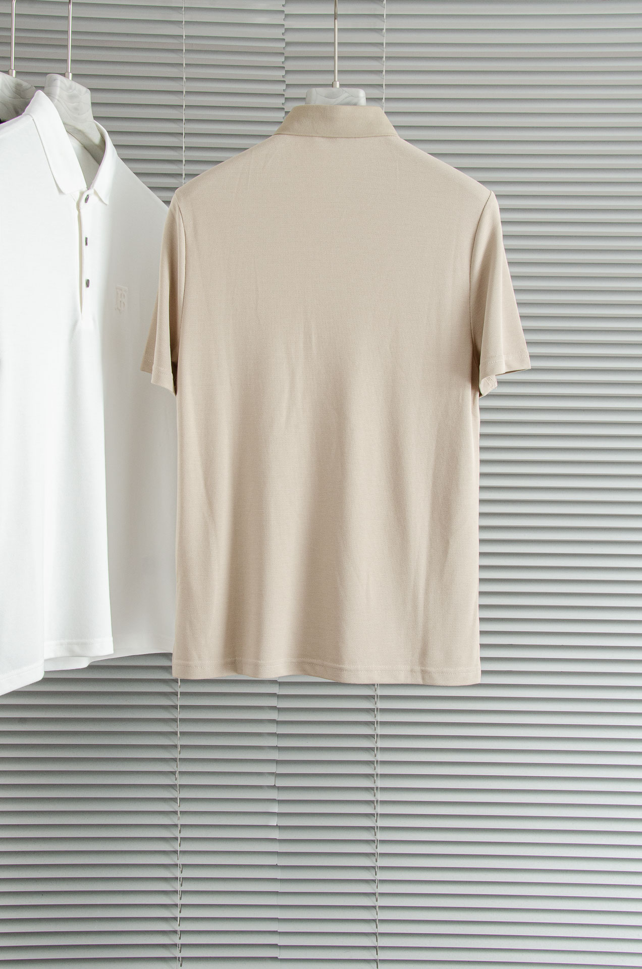 BBR 巴宝莉2025SS客供精梳棉+再生纤维素纤维网眼珠地丝光处理丝滑透气凉爽定织翻领男士商务休闲短袖