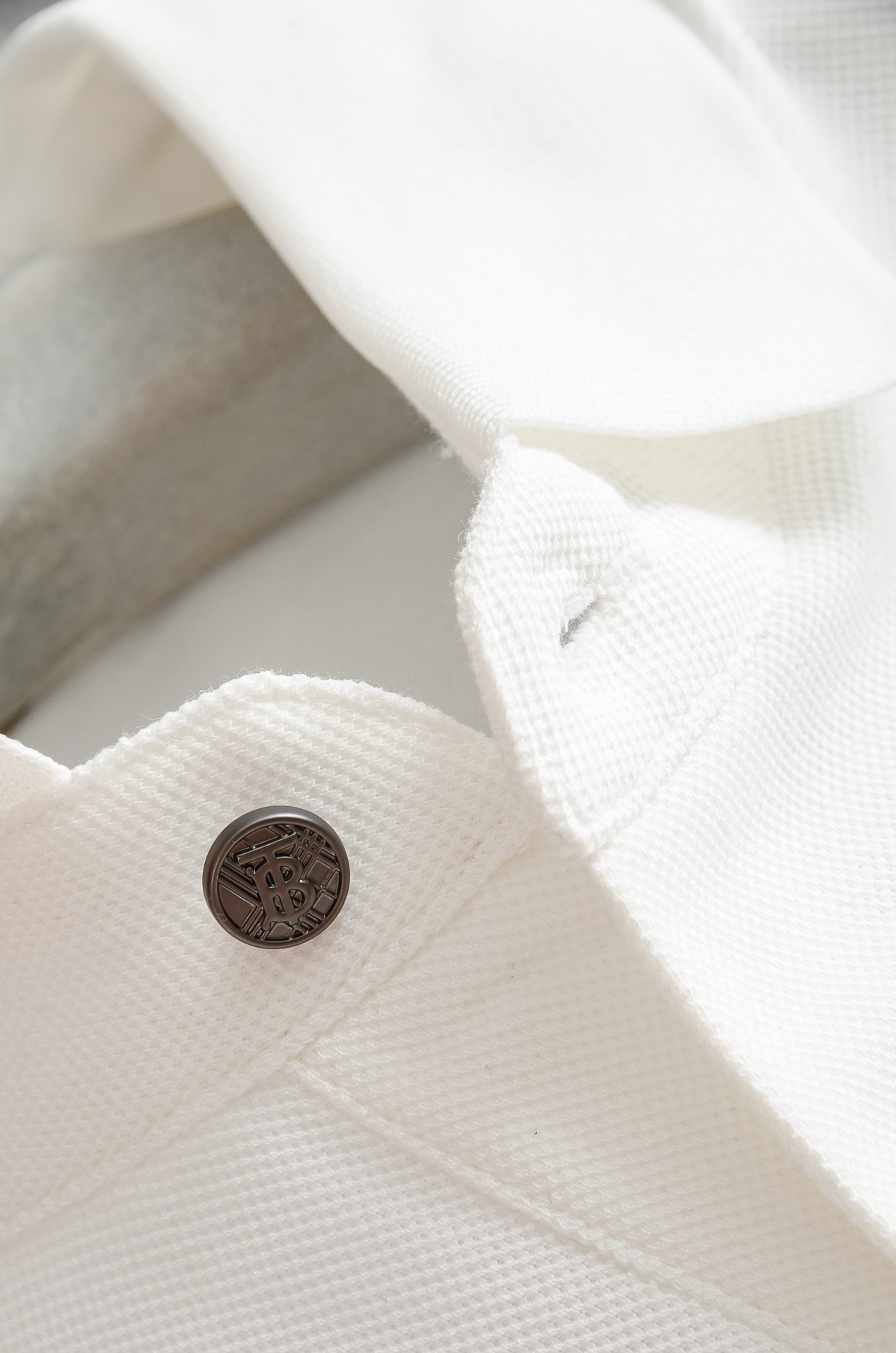 BBR 巴宝莉2025SS客供精梳棉+再生纤维素纤维网眼珠地丝光处理丝滑透气凉爽定织翻领男士商务休闲短袖