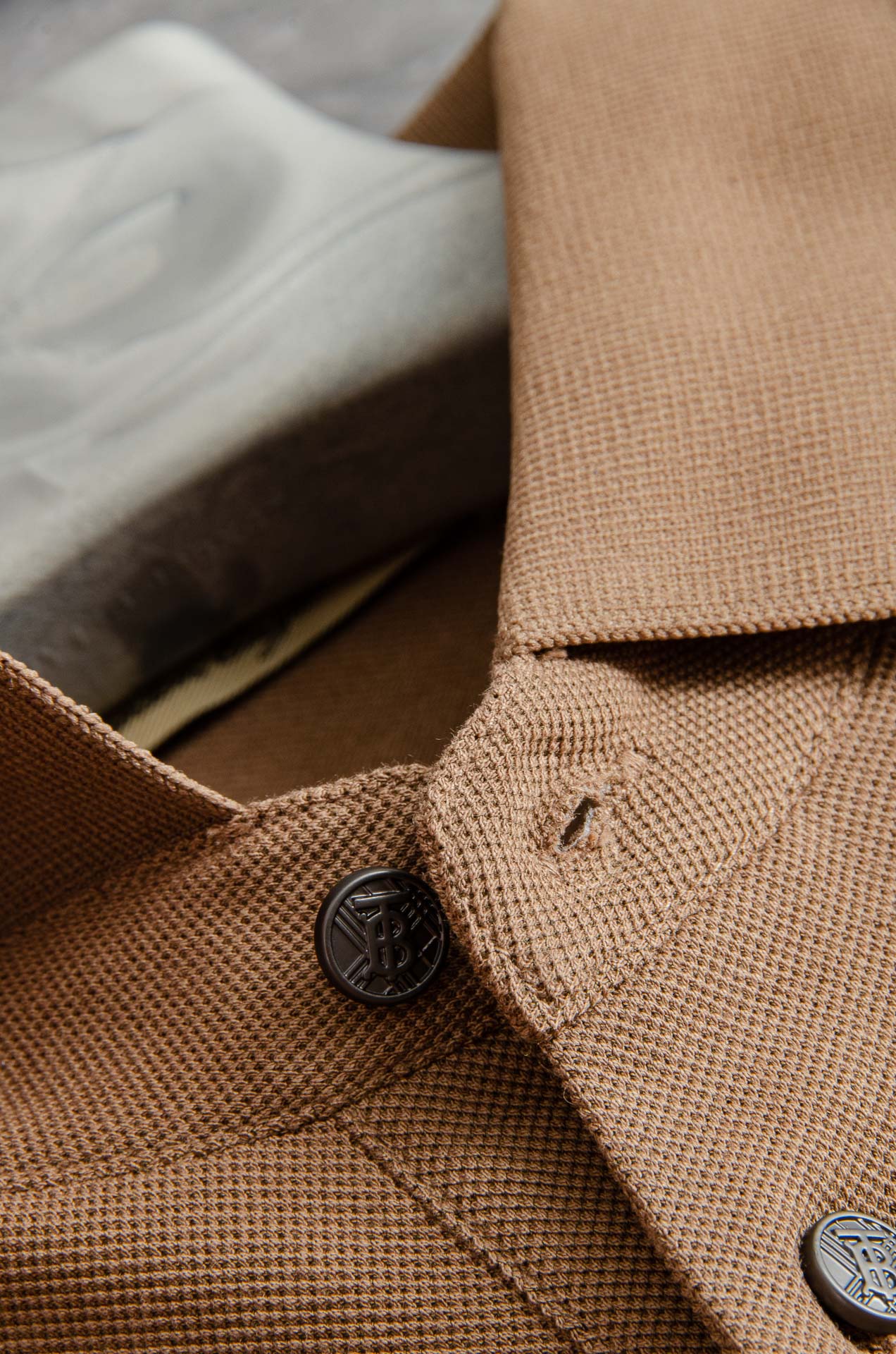 BBR 巴宝莉2025SS客供精梳棉+再生纤维素纤维网眼珠地丝光处理丝滑透气凉爽定织翻领男士商务休闲短袖