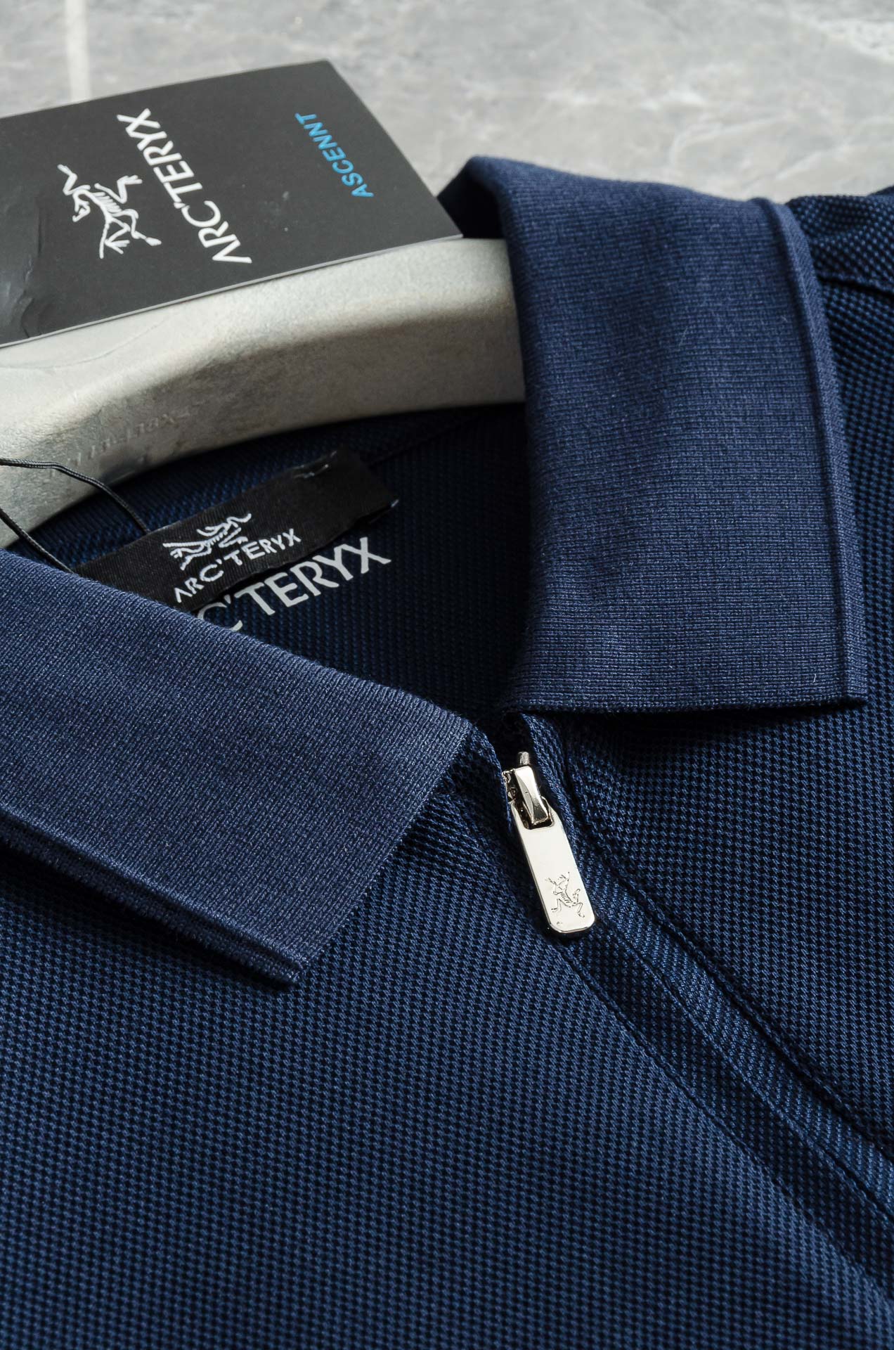 ARC#*TERYX 鸟牌 2025//男士商务休闲纯色翻领短袖POLO衫#客供进口100%珠地棉面料，