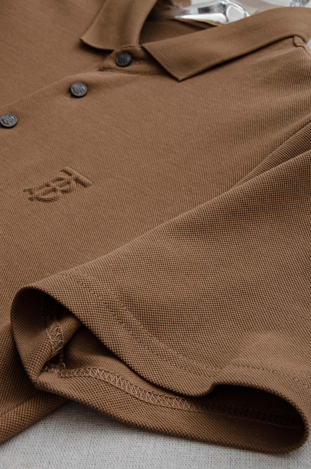 Burberry 巴宝莉2026SS客供精梳棉+再生纤维素纤维网眼珠地丝光处理丝滑透气凉爽定织翻领男士商