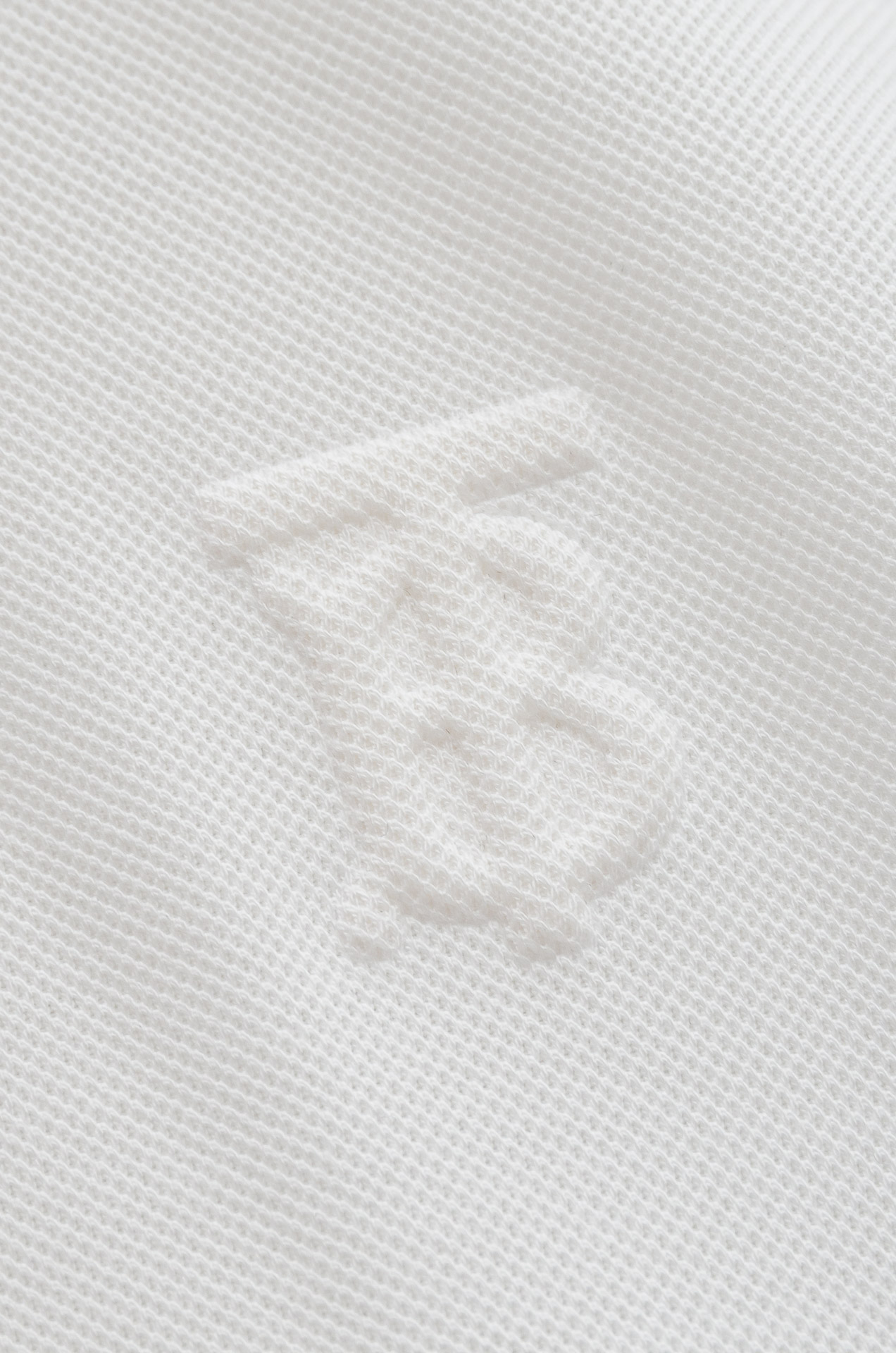 Burberry 巴宝莉2026SS客供精梳棉+再生纤维素纤维网眼珠地丝光处理丝滑透气凉爽定织翻领男士商