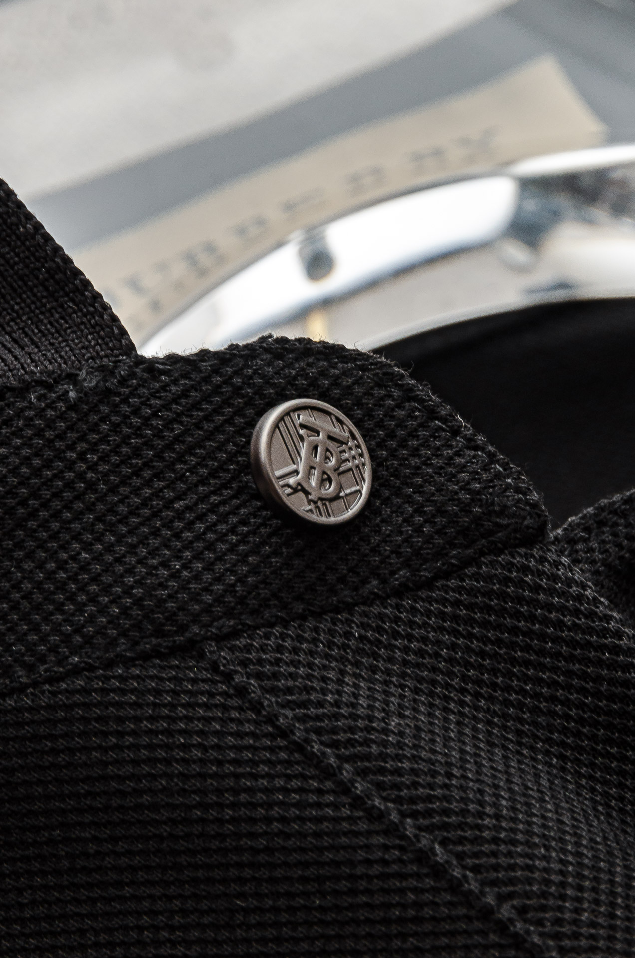 Burberry 巴宝莉2026SS客供精梳棉+再生纤维素纤维网眼珠地丝光处理丝滑透气凉爽定织翻领男士商