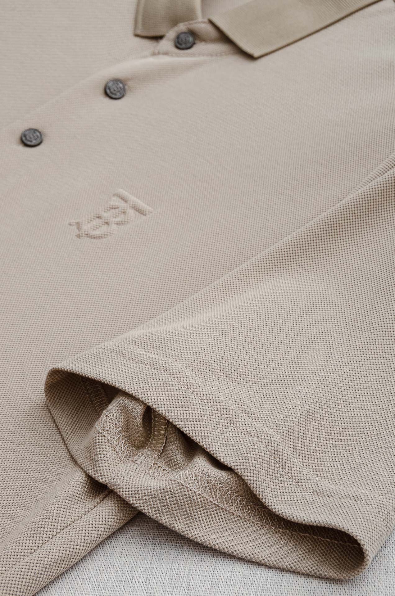 Burberry 巴宝莉2026SS客供精梳棉+再生纤维素纤维网眼珠地丝光处理丝滑透气凉爽定织翻领男士商